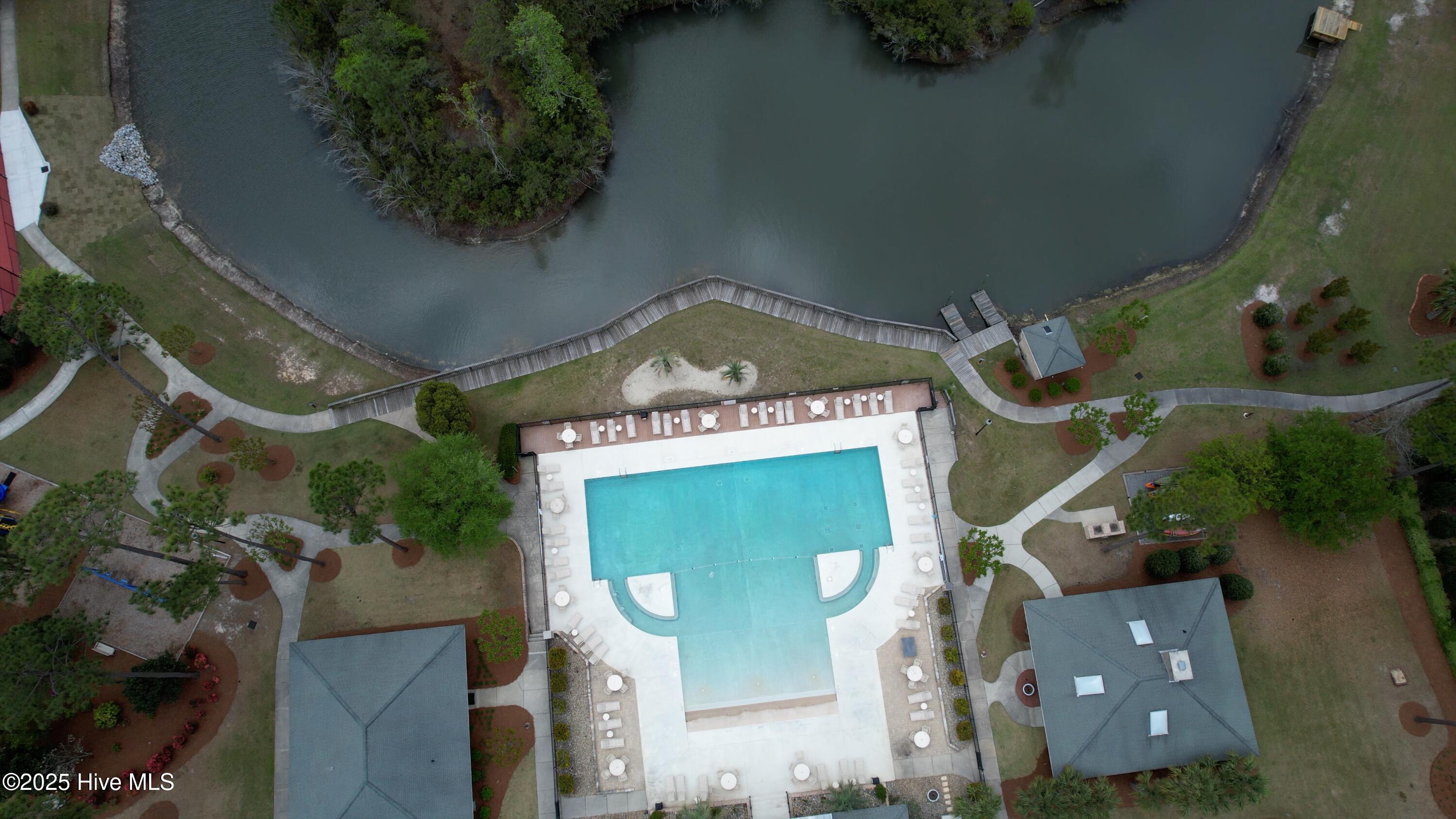 100424929 | Photo 33