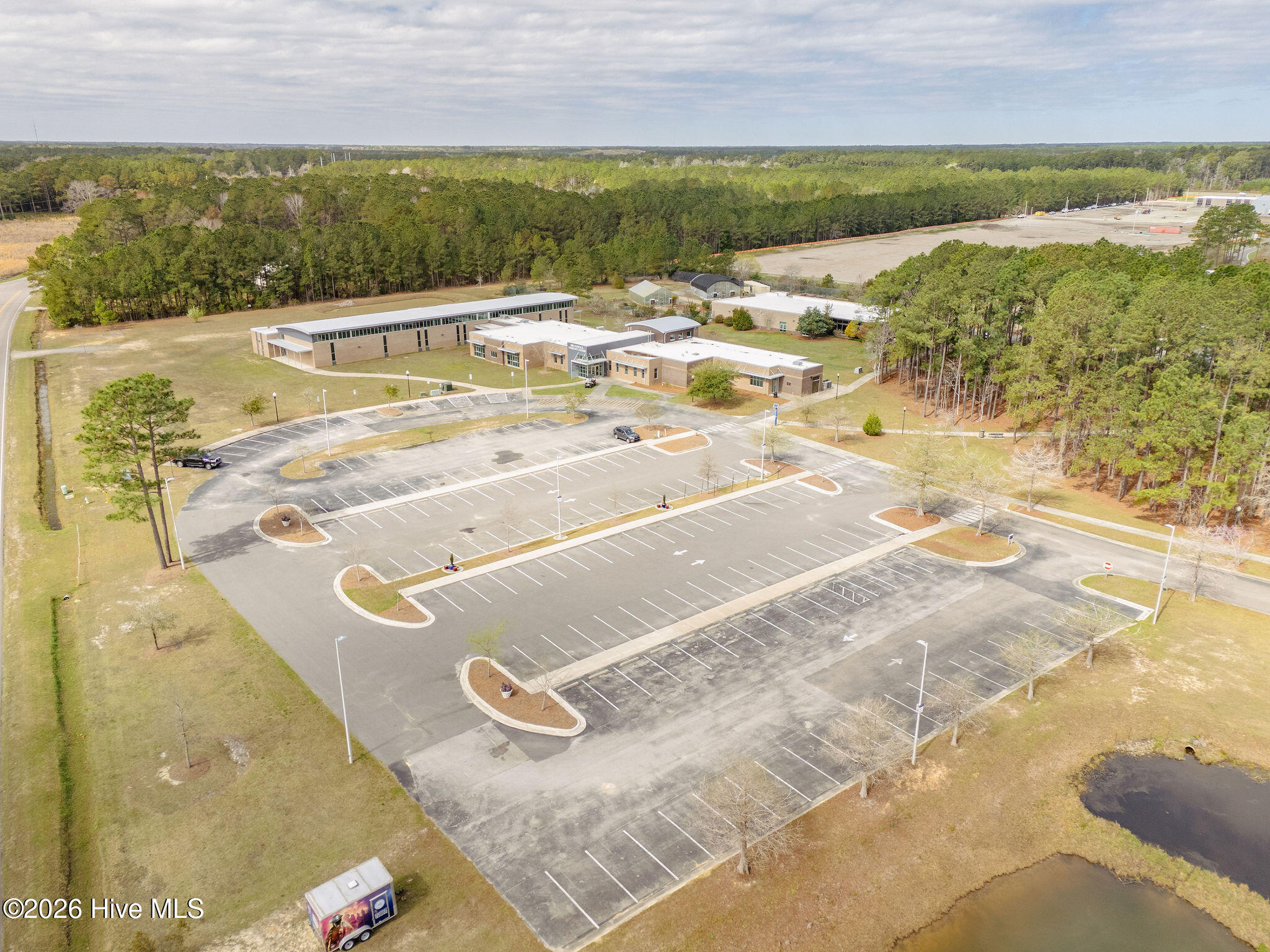 100560695 | Photo 54