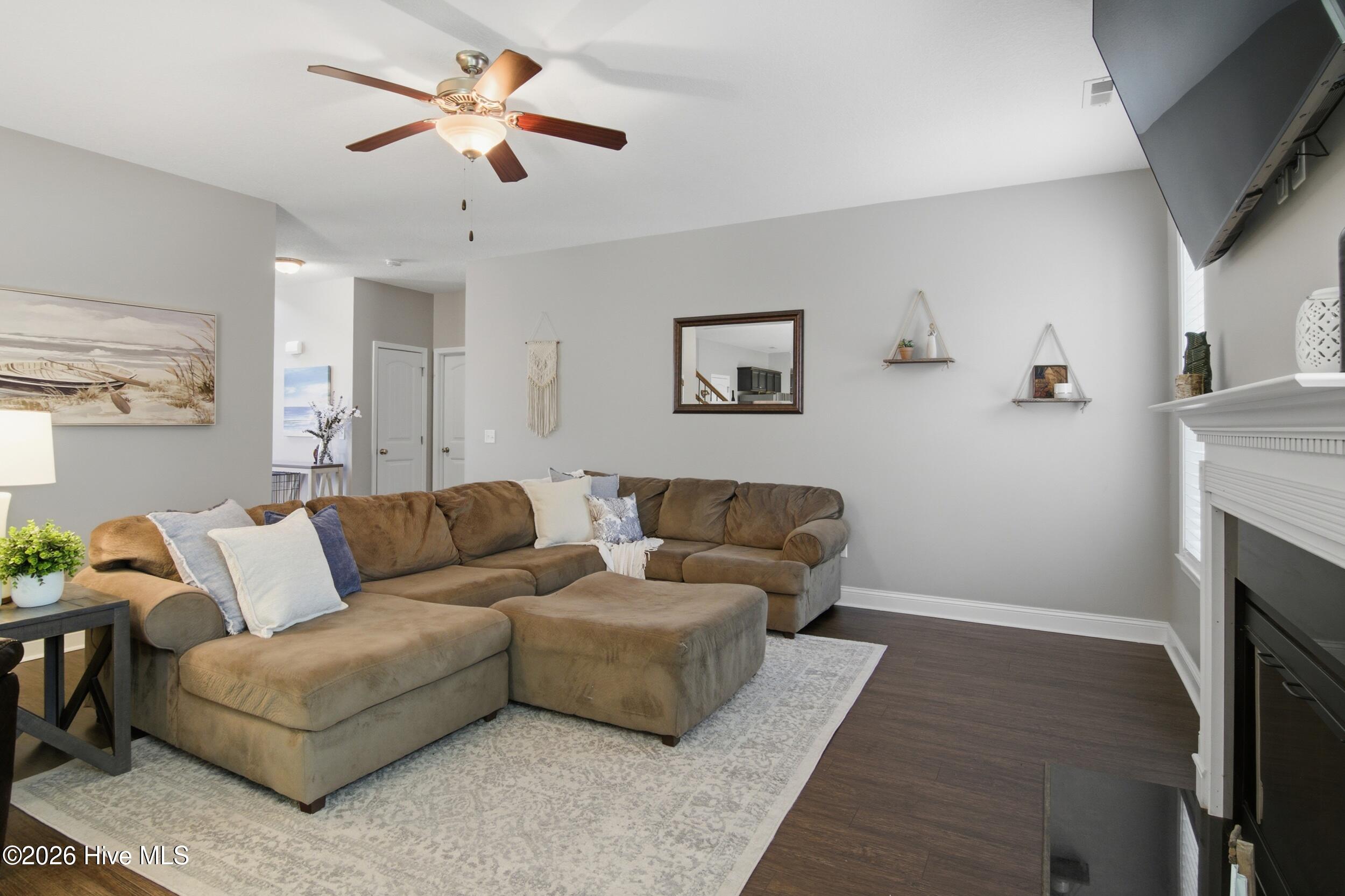 100552695 | Photo 18