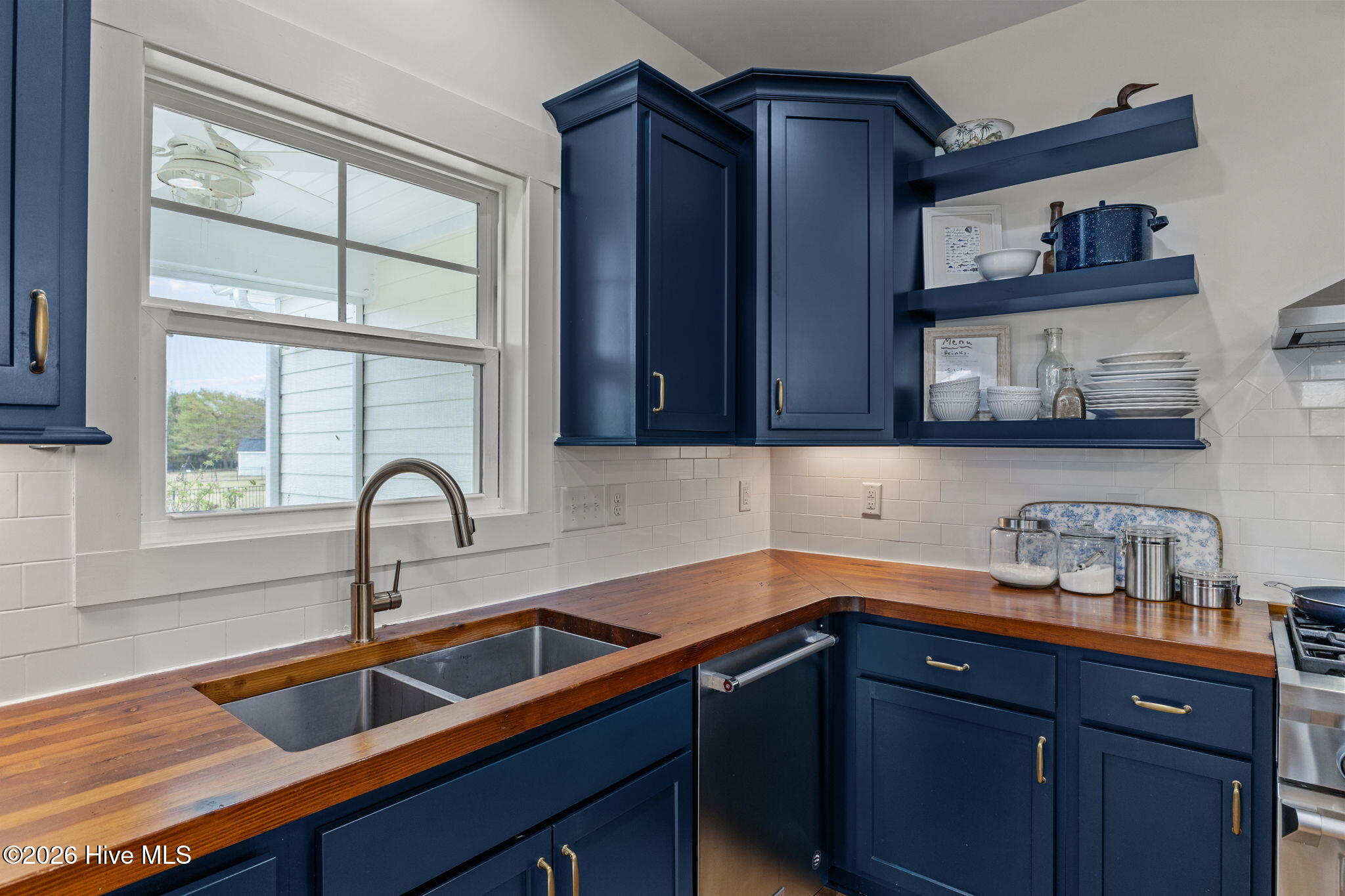 303 Bogue Watch Drive, Newport, NC, 28570