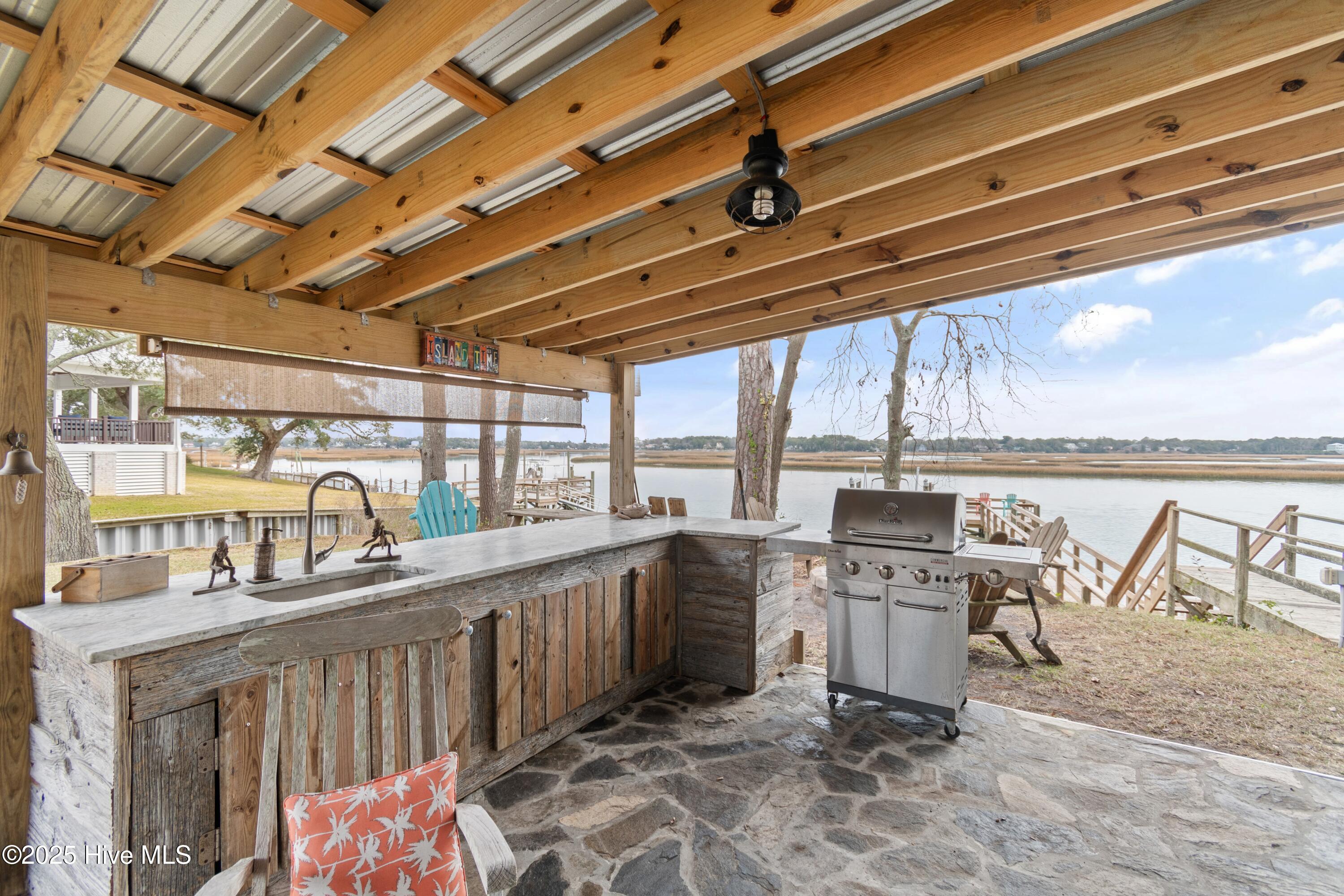 100544139 | Photo 58