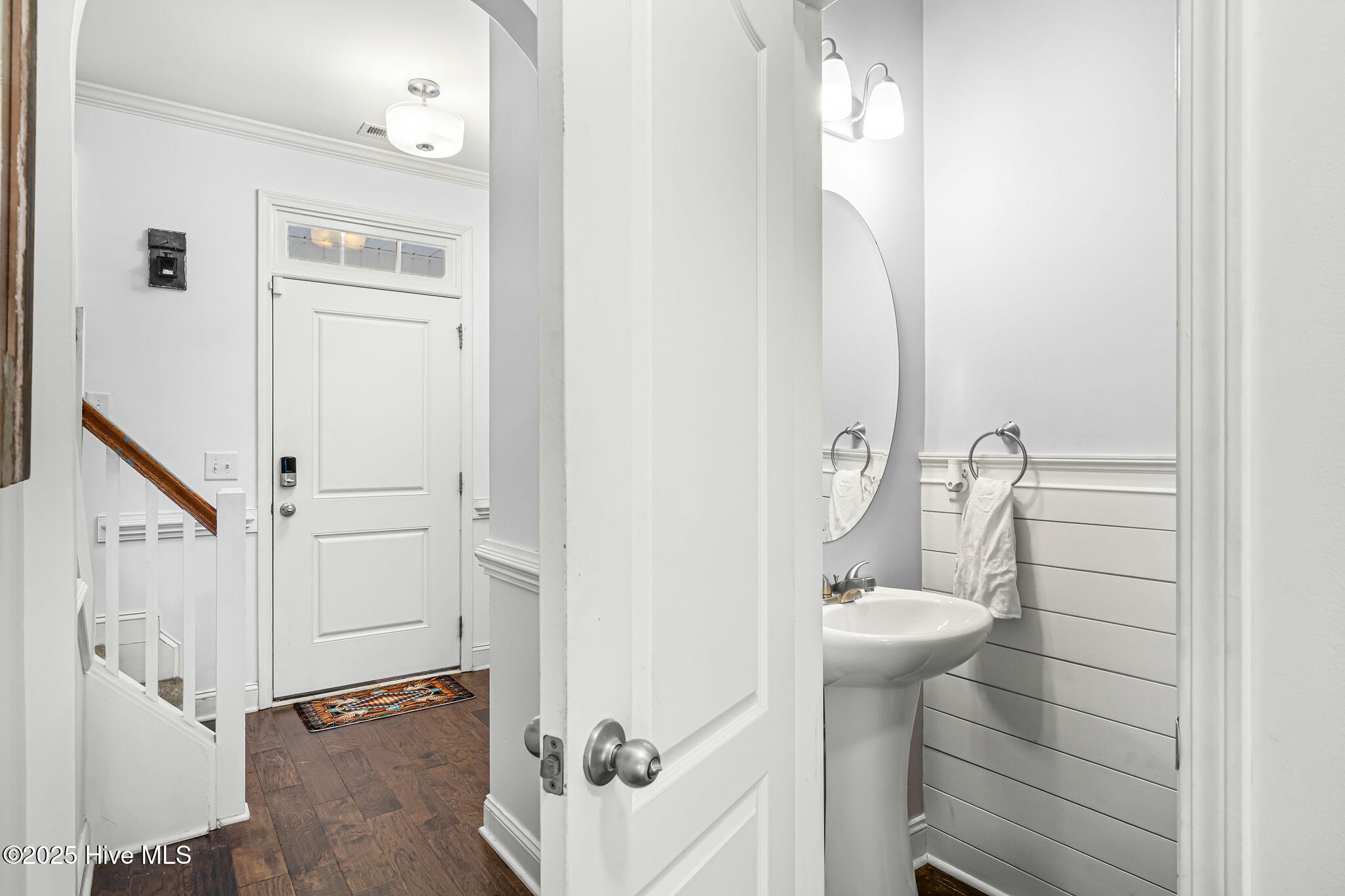 100546826 | Photo 10