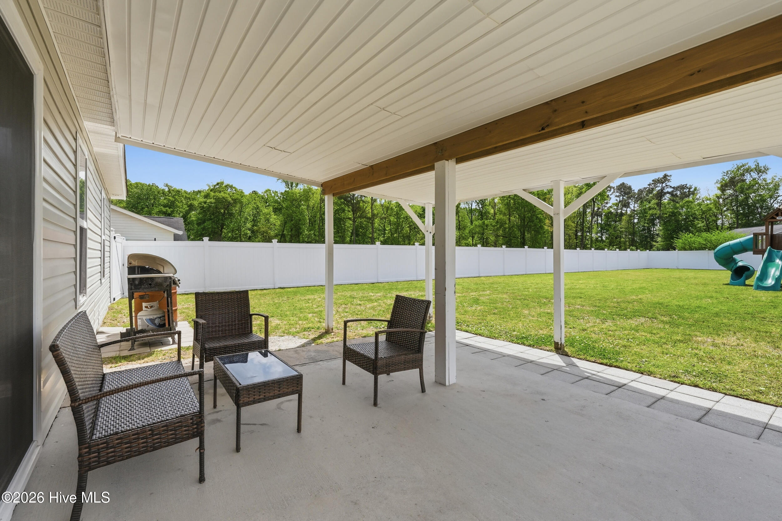 100567725 | Photo 31