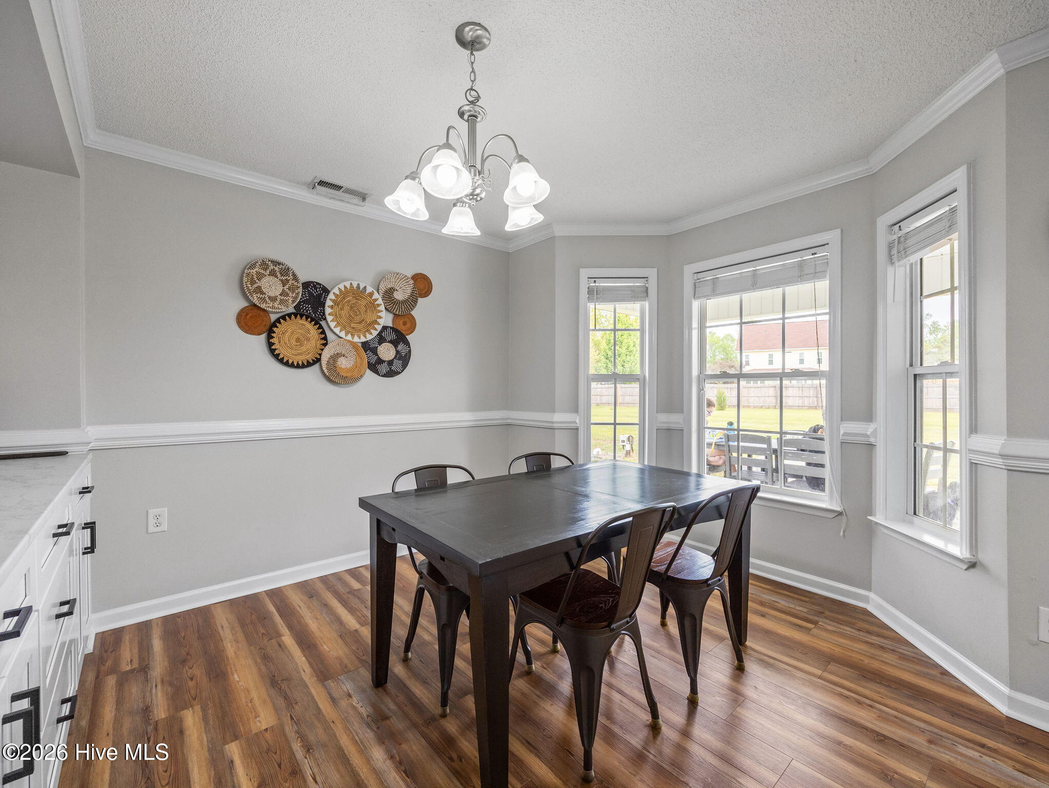 100566884 | Photo 10