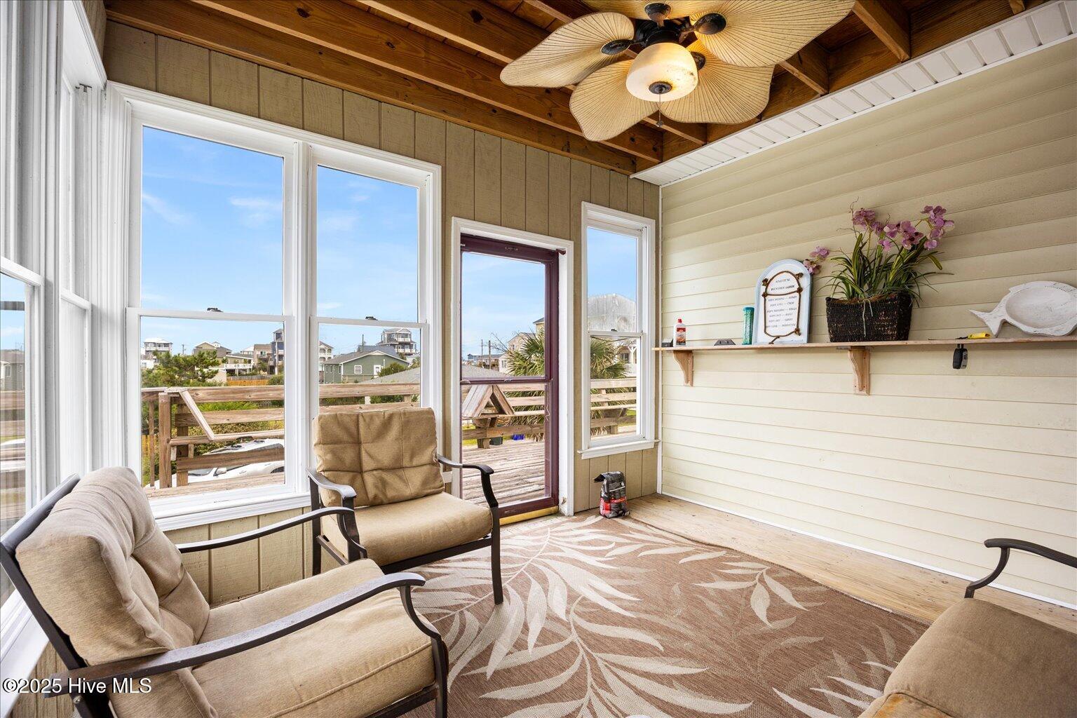 100530582 | Photo 19