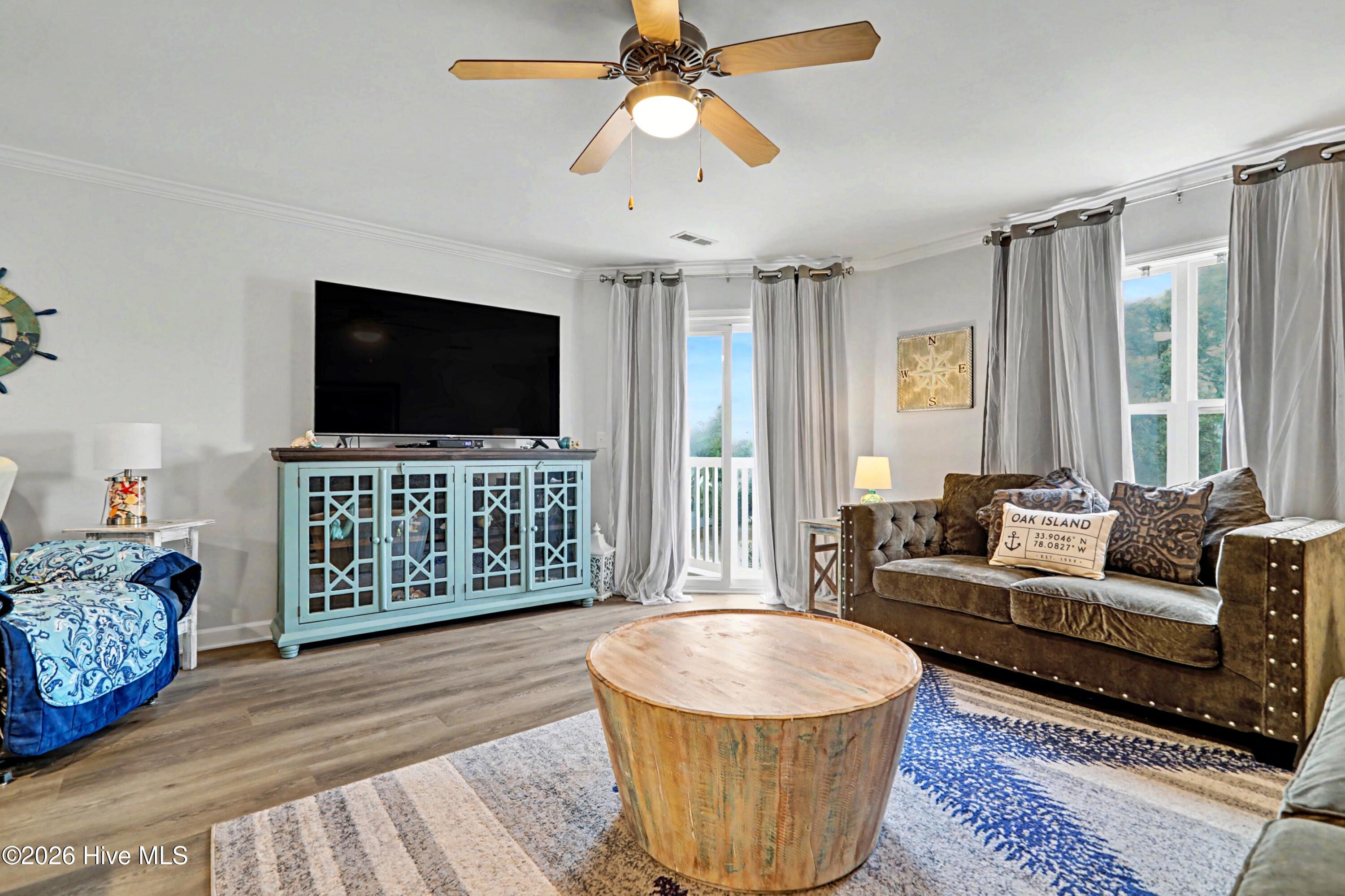 100561250 | Photo 17