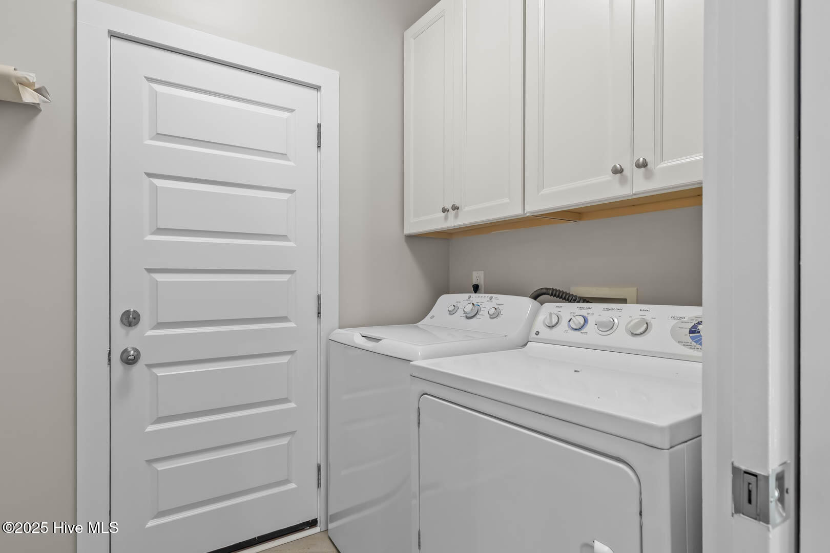 100535399 | Photo 21