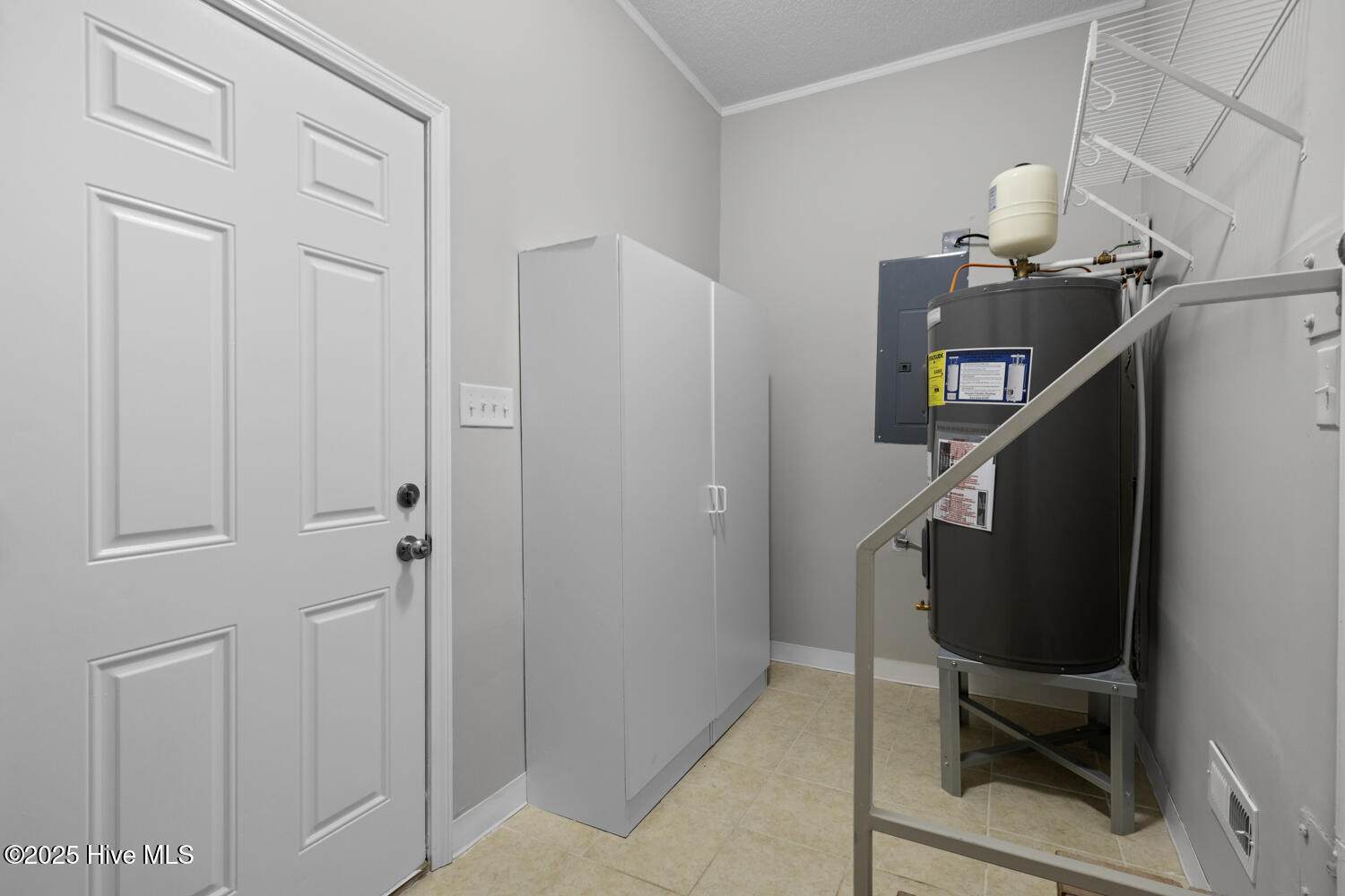 100544995 | Photo 21