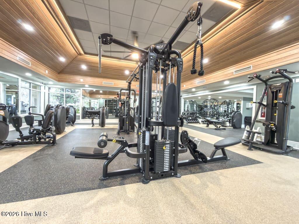 100558482 | Photo 112