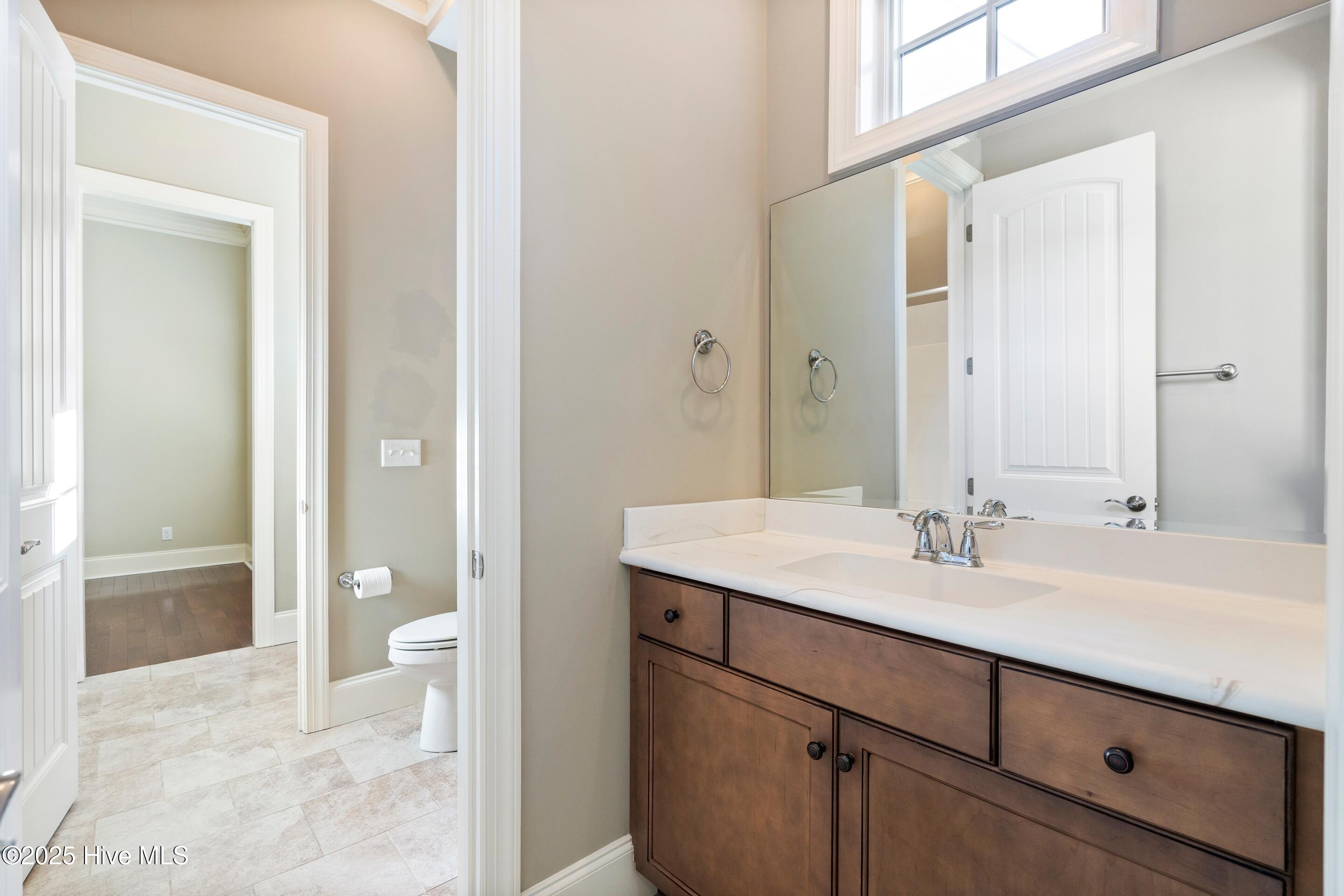 100537551 | Photo 29