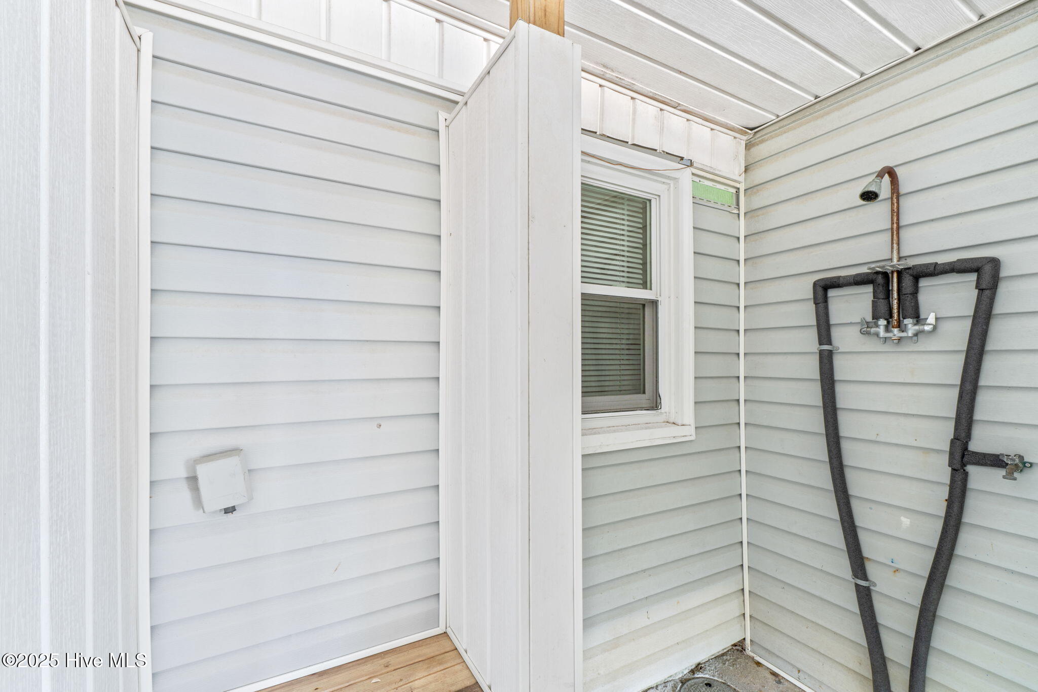 100532124 | Photo 25