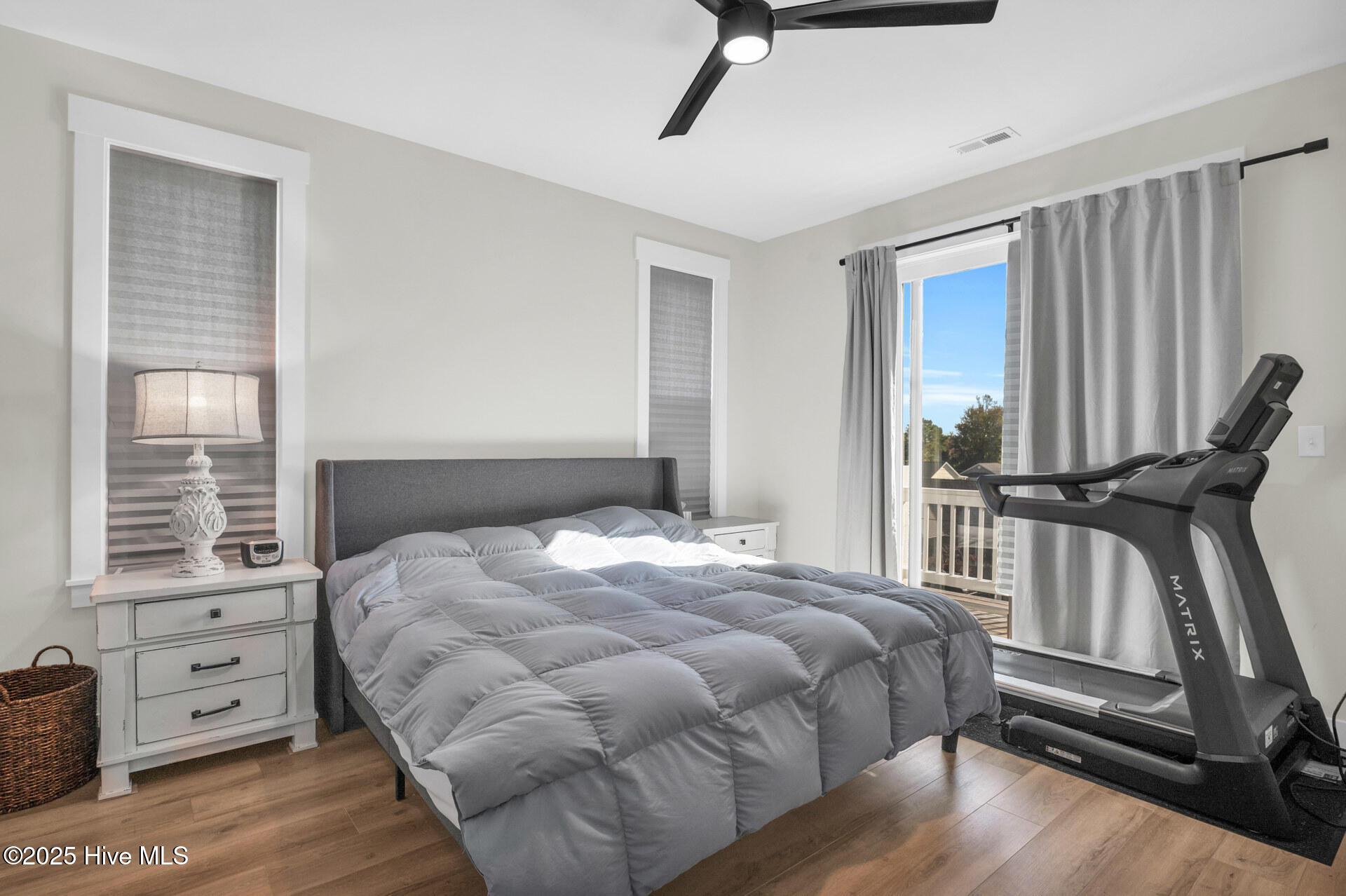 100539470 | Photo 29