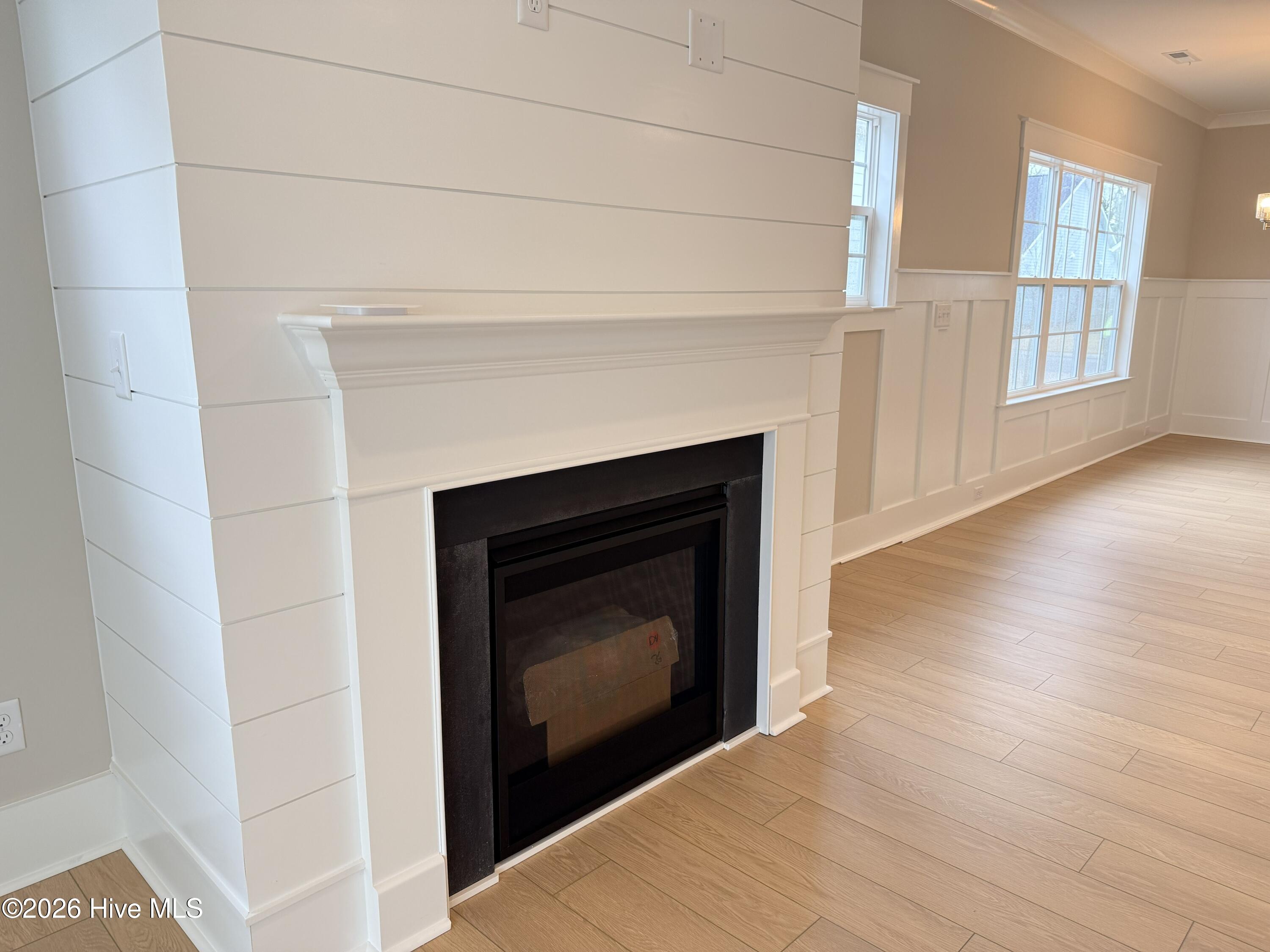 100553977 | Photo 23