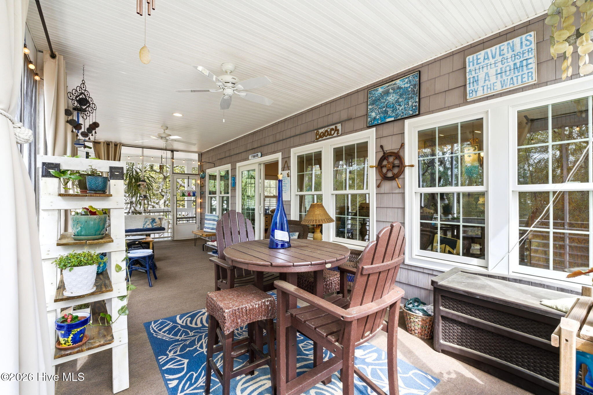 100565063 | Photo 34