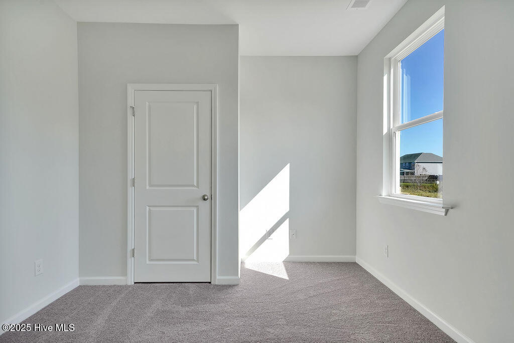 100546777 | Photo 17