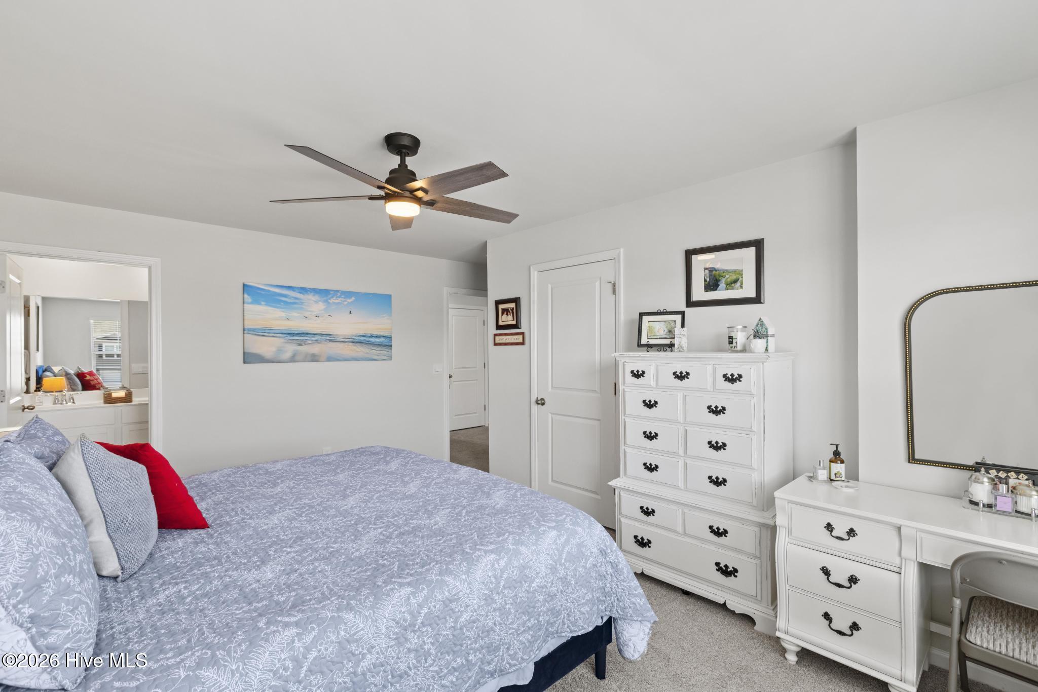 100554269 | Photo 22