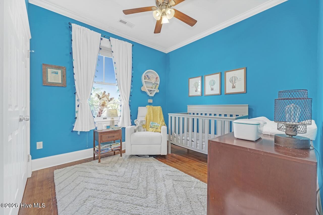 100560028 | Photo 25