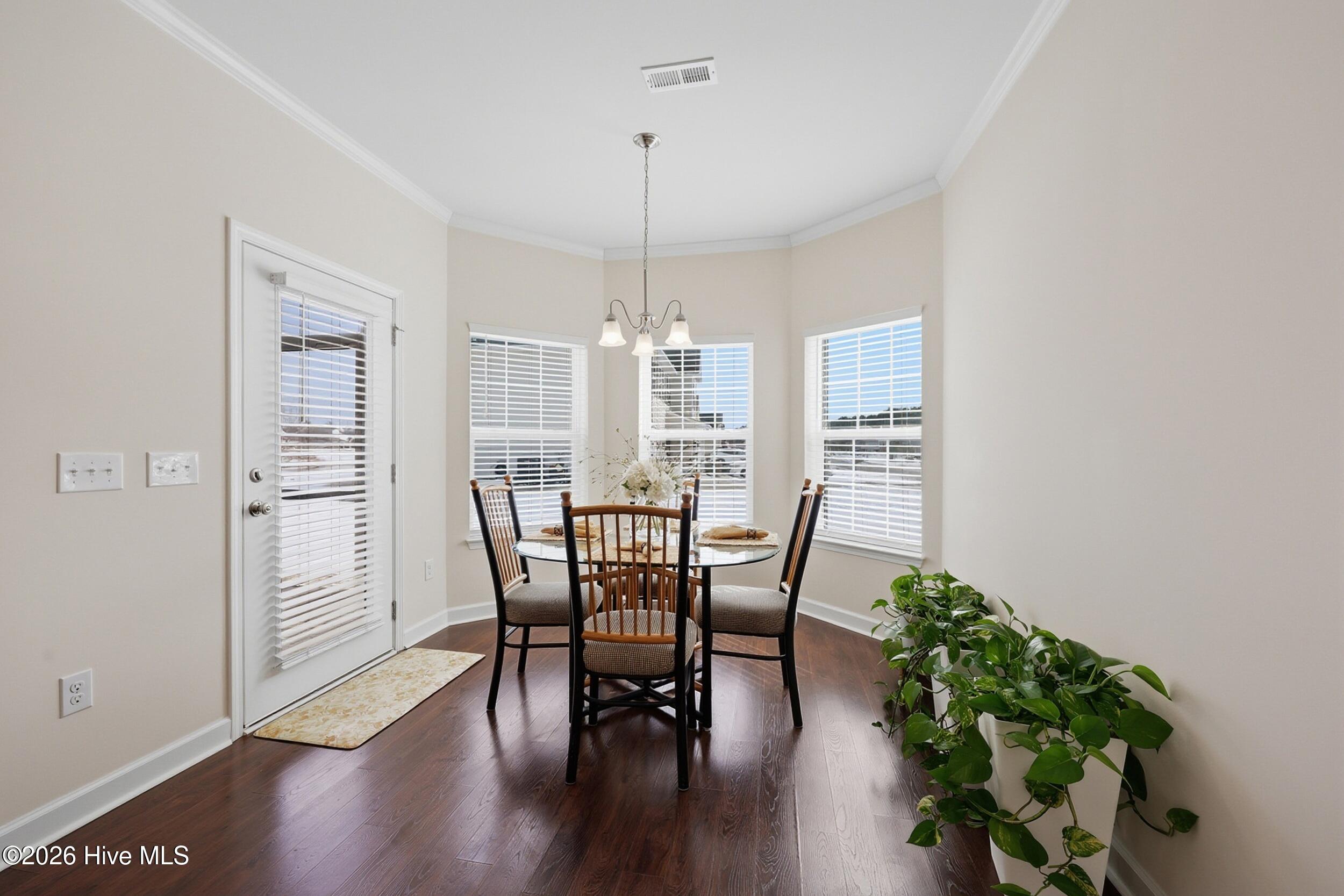 100552958 | Photo 14