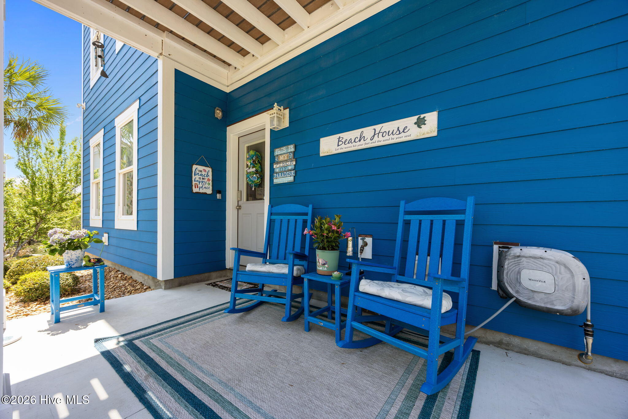 100567463 | Photo 61