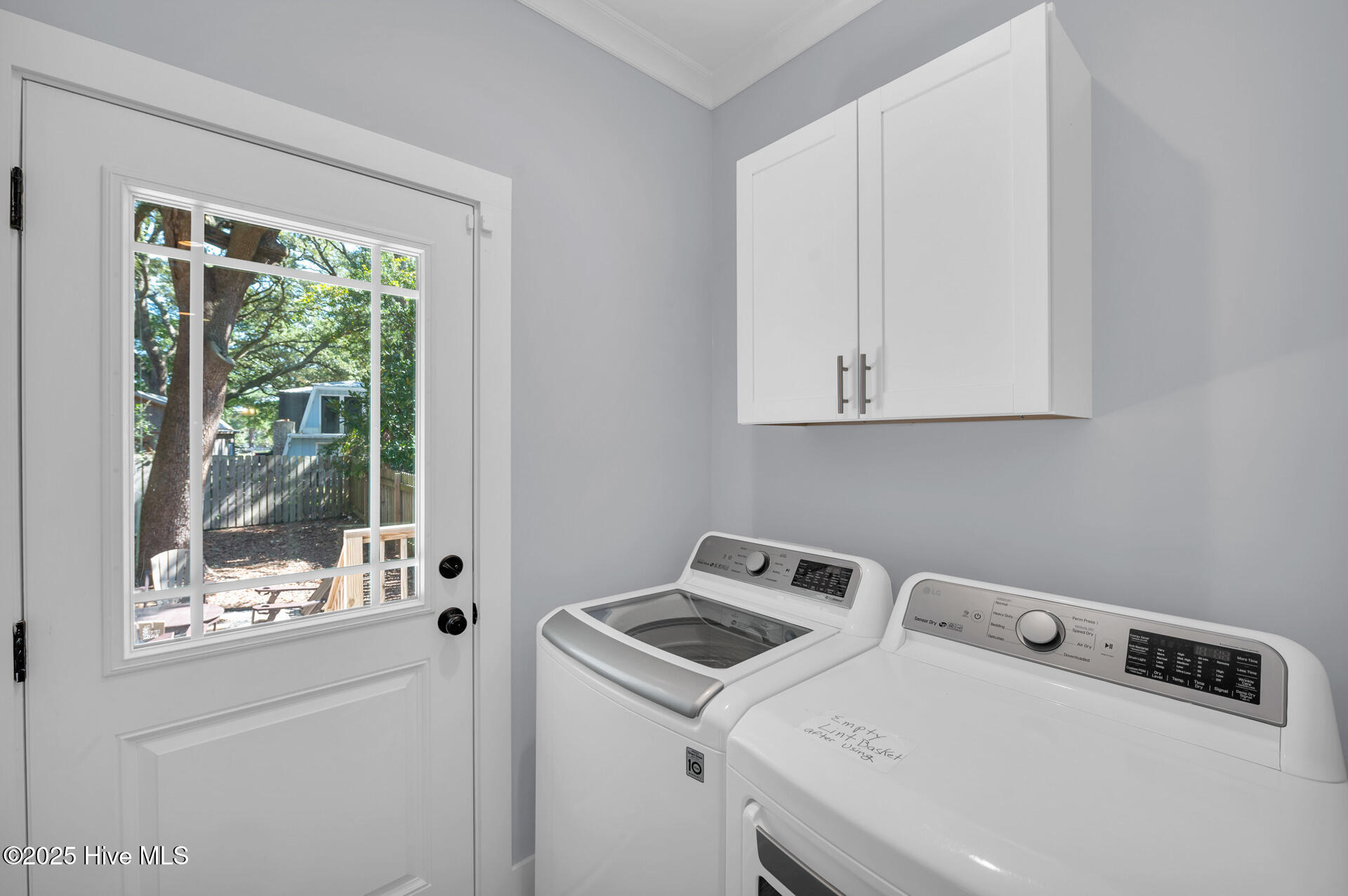 100538274 | Photo 35