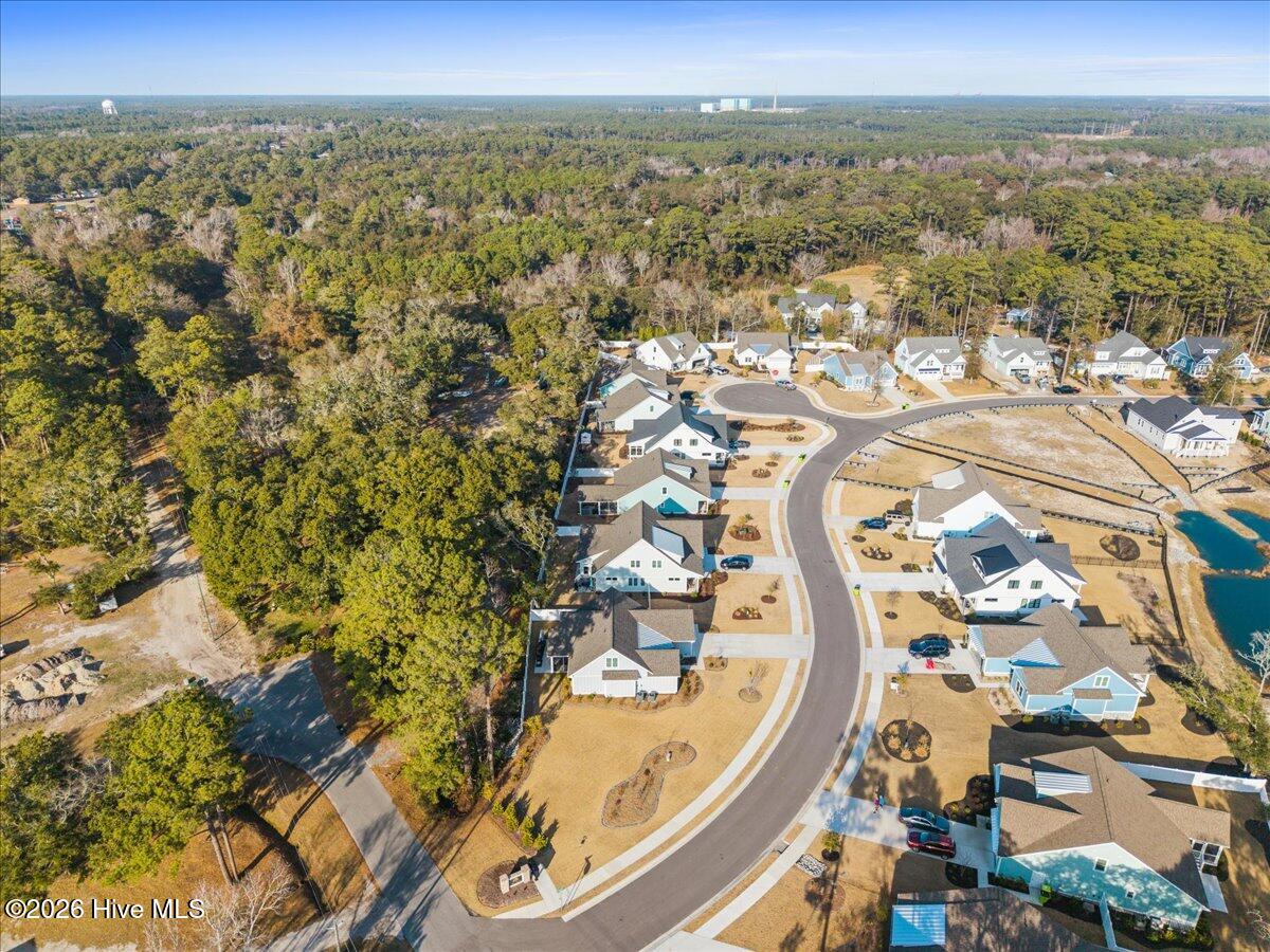 100547880 | Photo 52