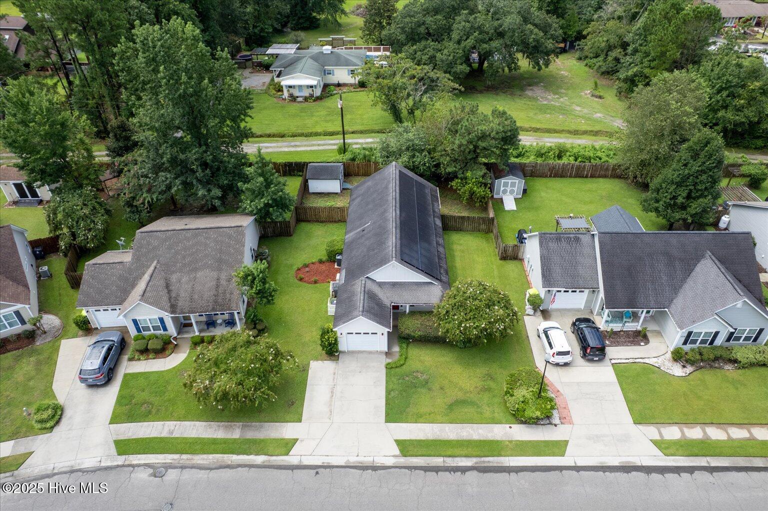 100523963 | Photo 43