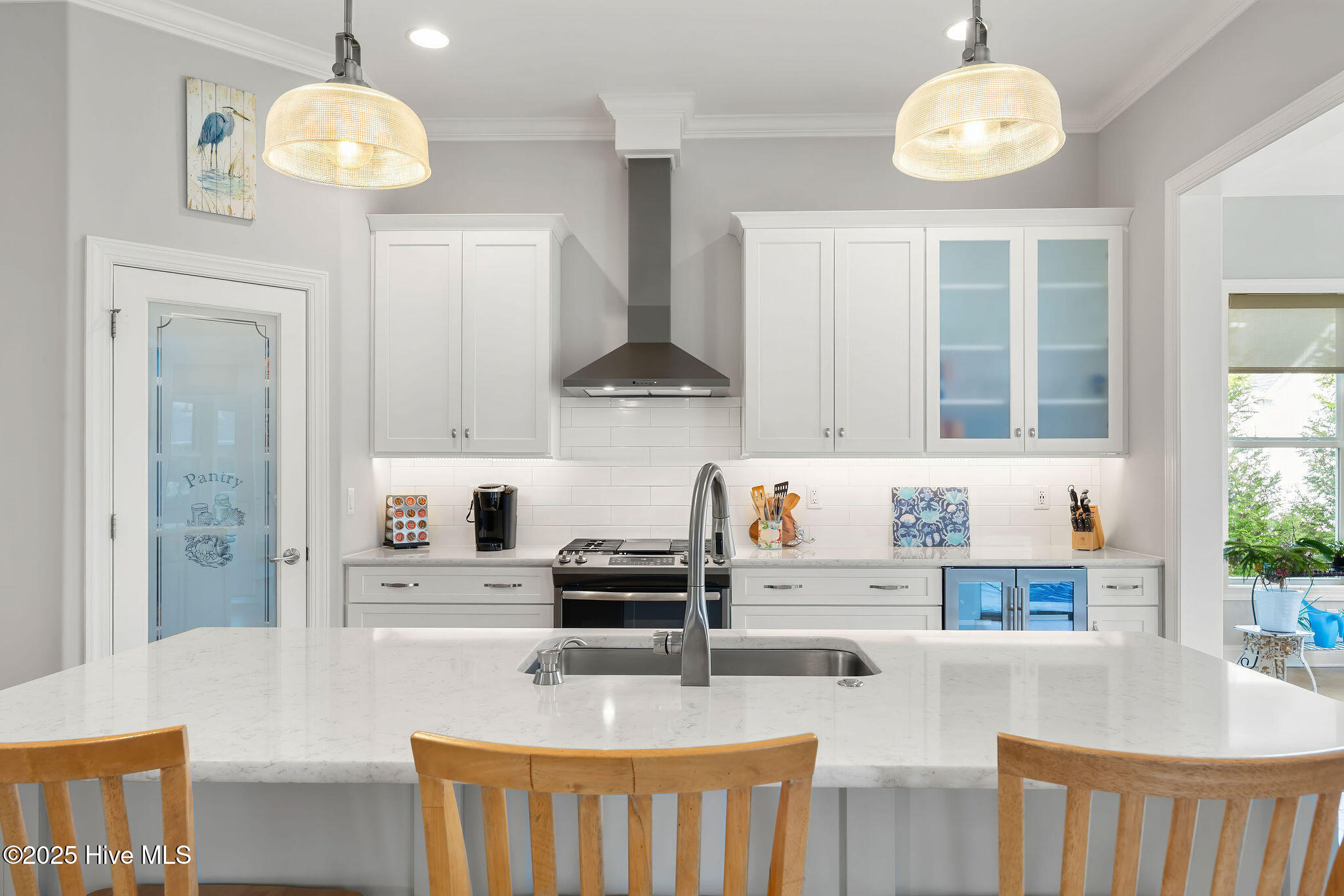 100547270 | Photo 17