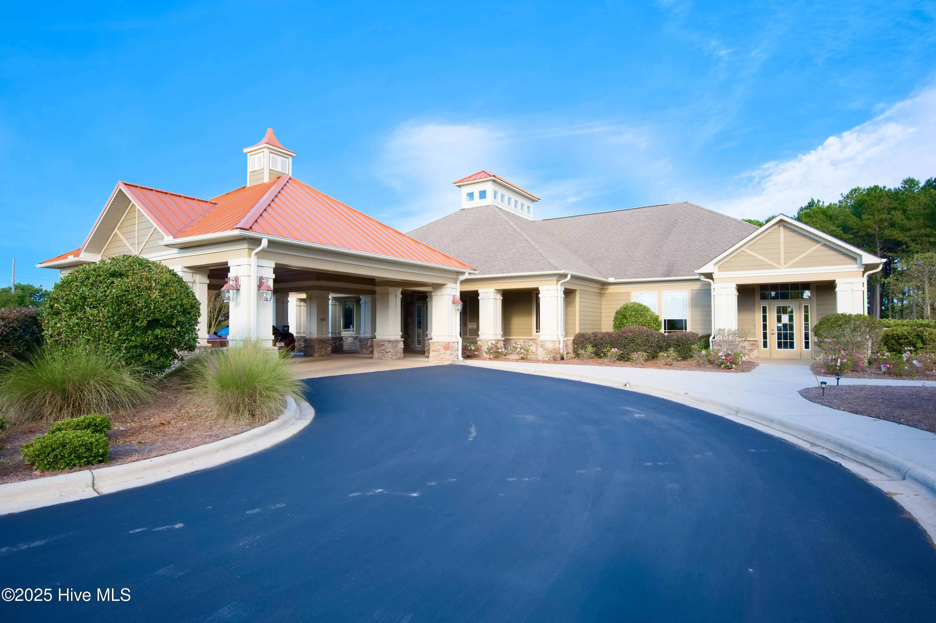 100546521 | Photo 89