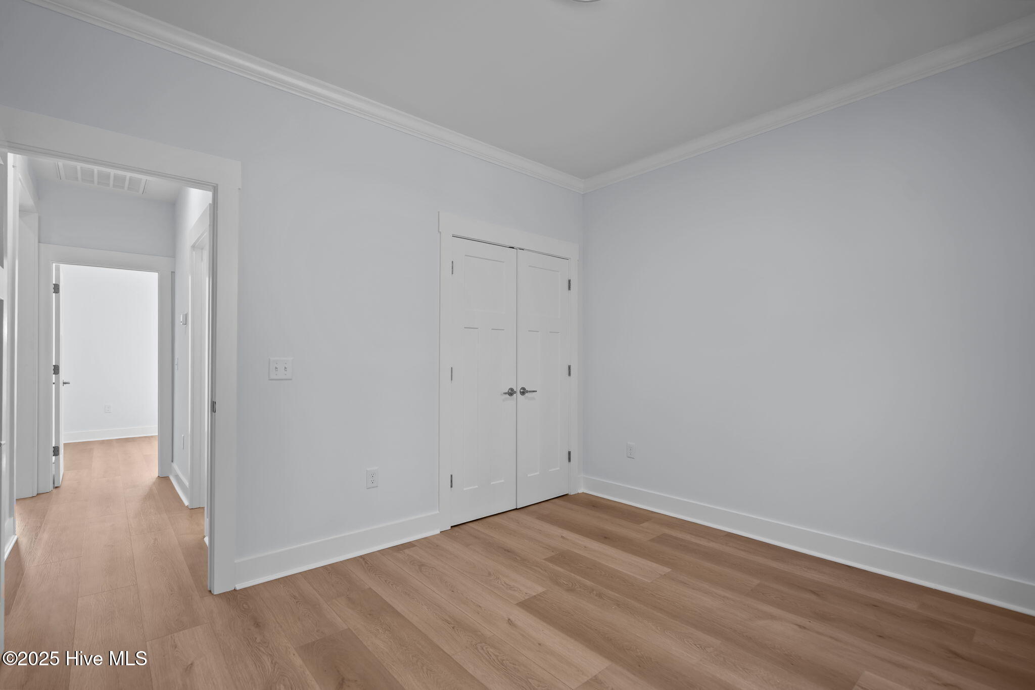 100542016 | Photo 35