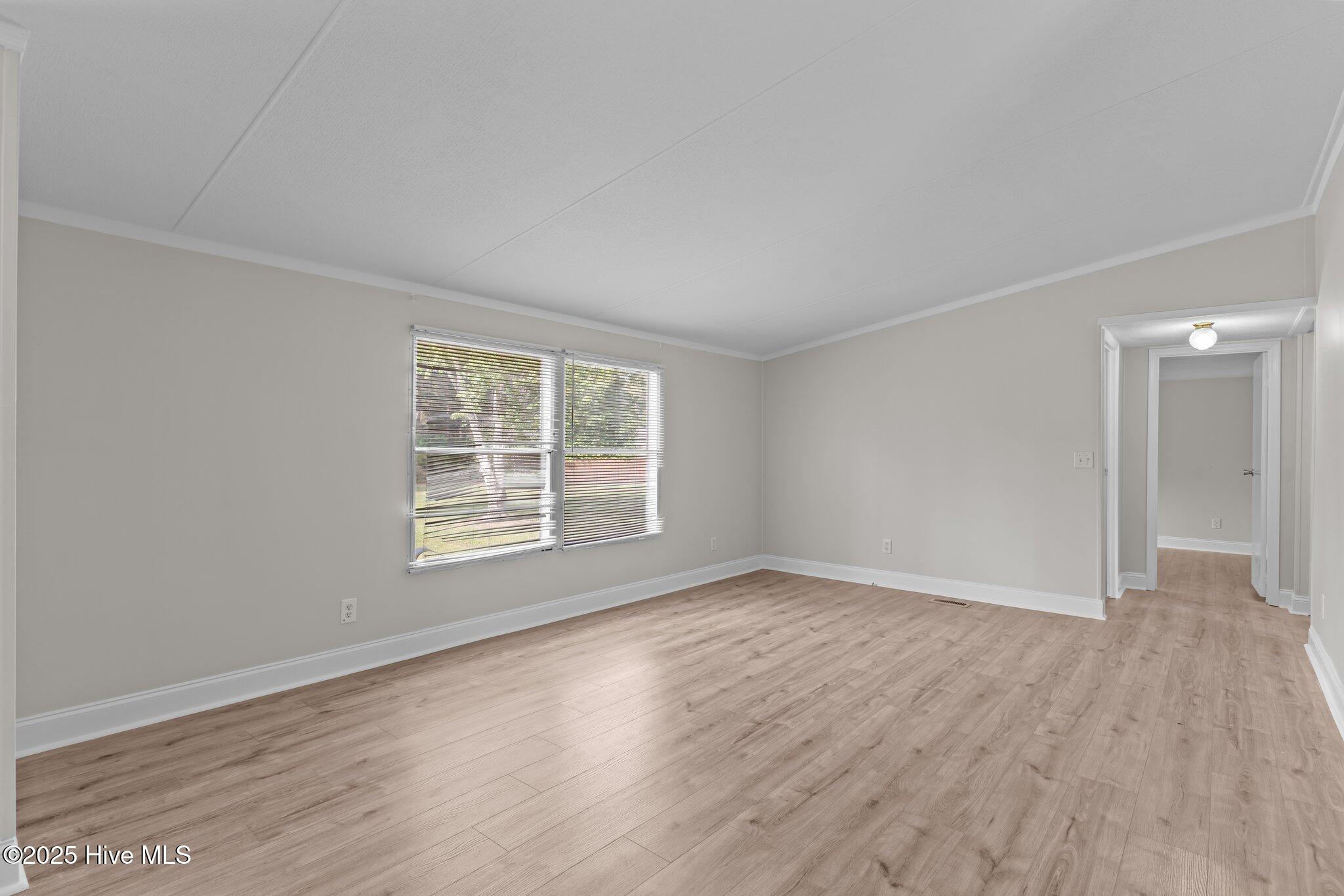 16-web-or-mls-BTS01366