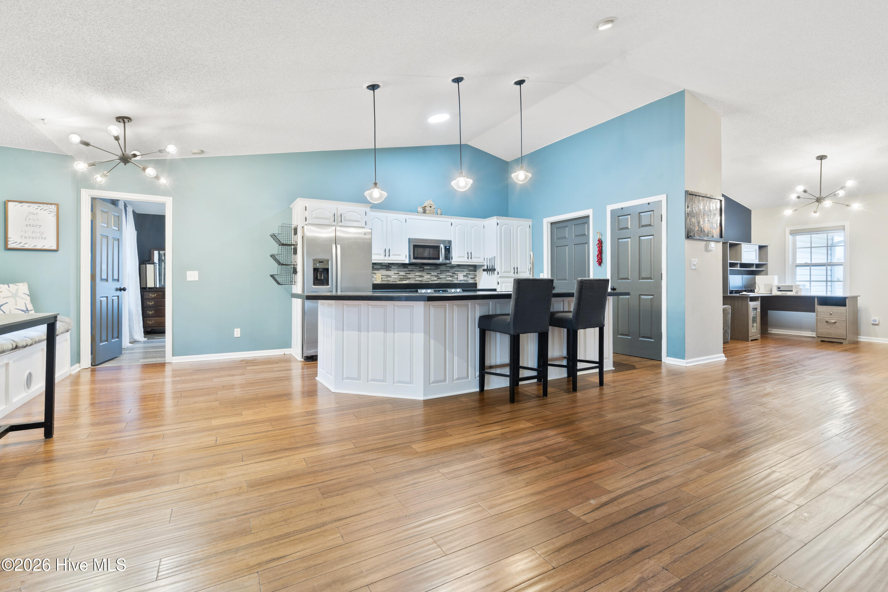 100551762 | Photo 18