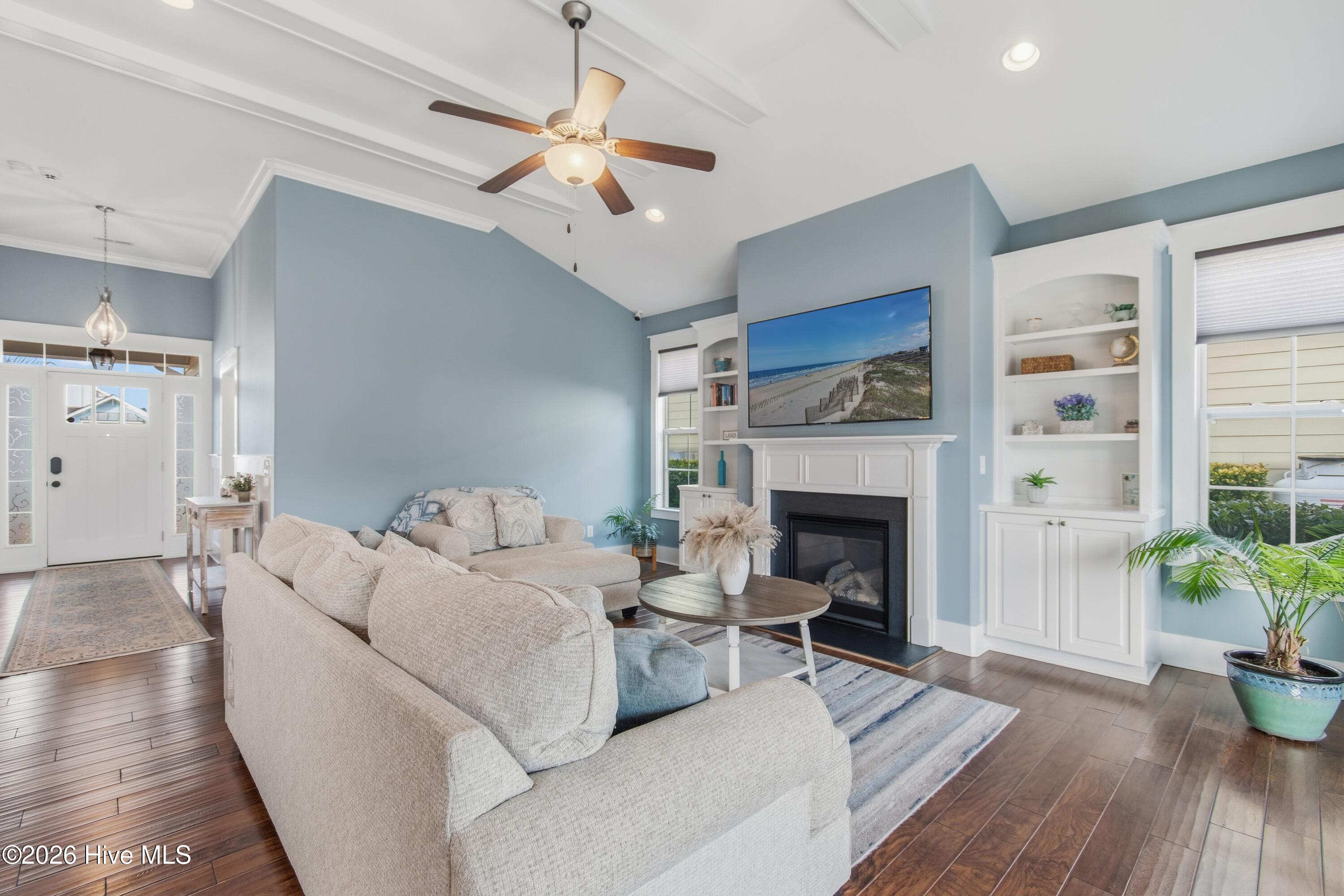 100547463 | Photo 17