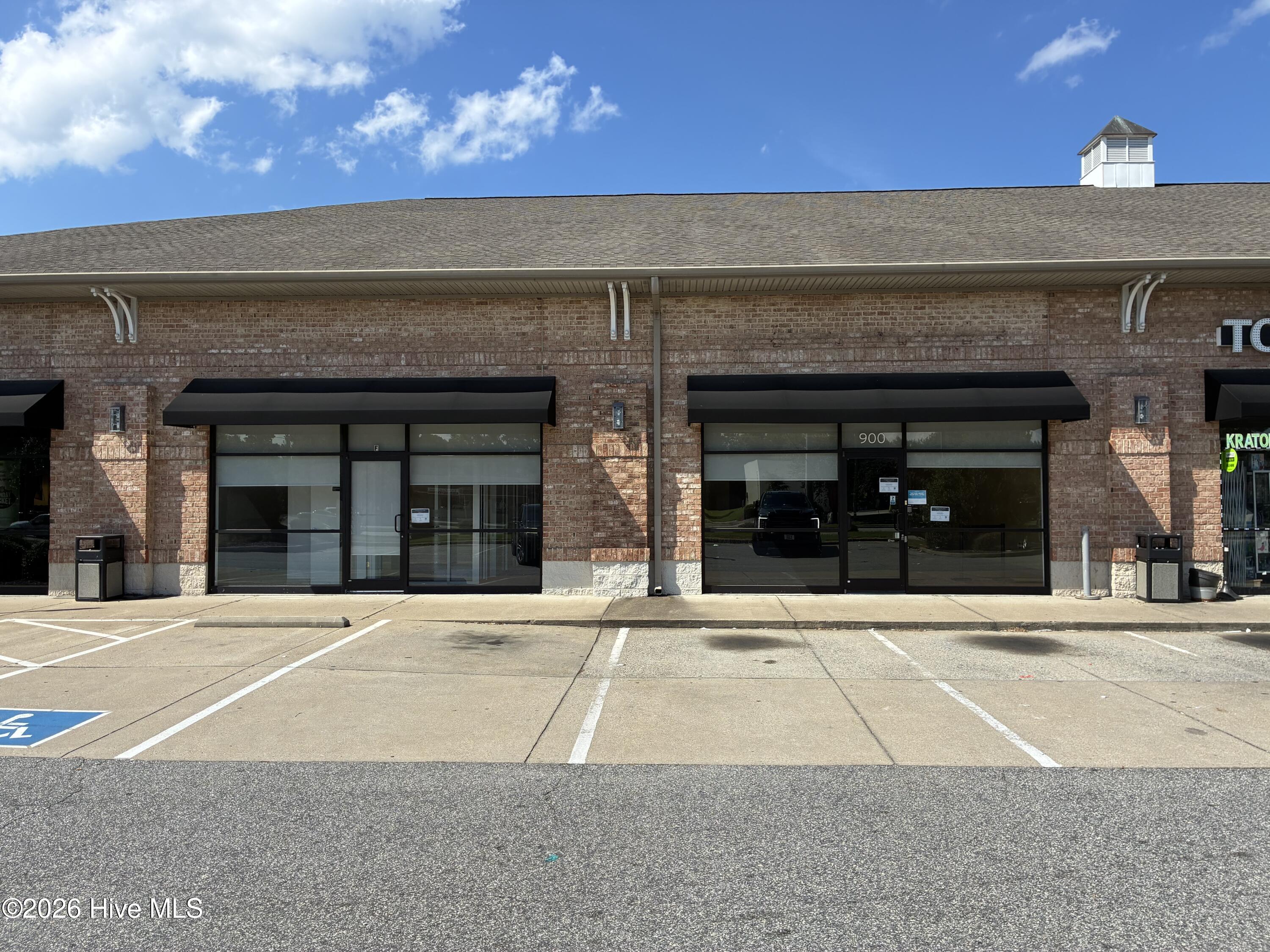 Exterior photo of 900 W Ehringhaus Street Suites E & F, Elizabeth Cty, NC 27909. MLS: 100599755
