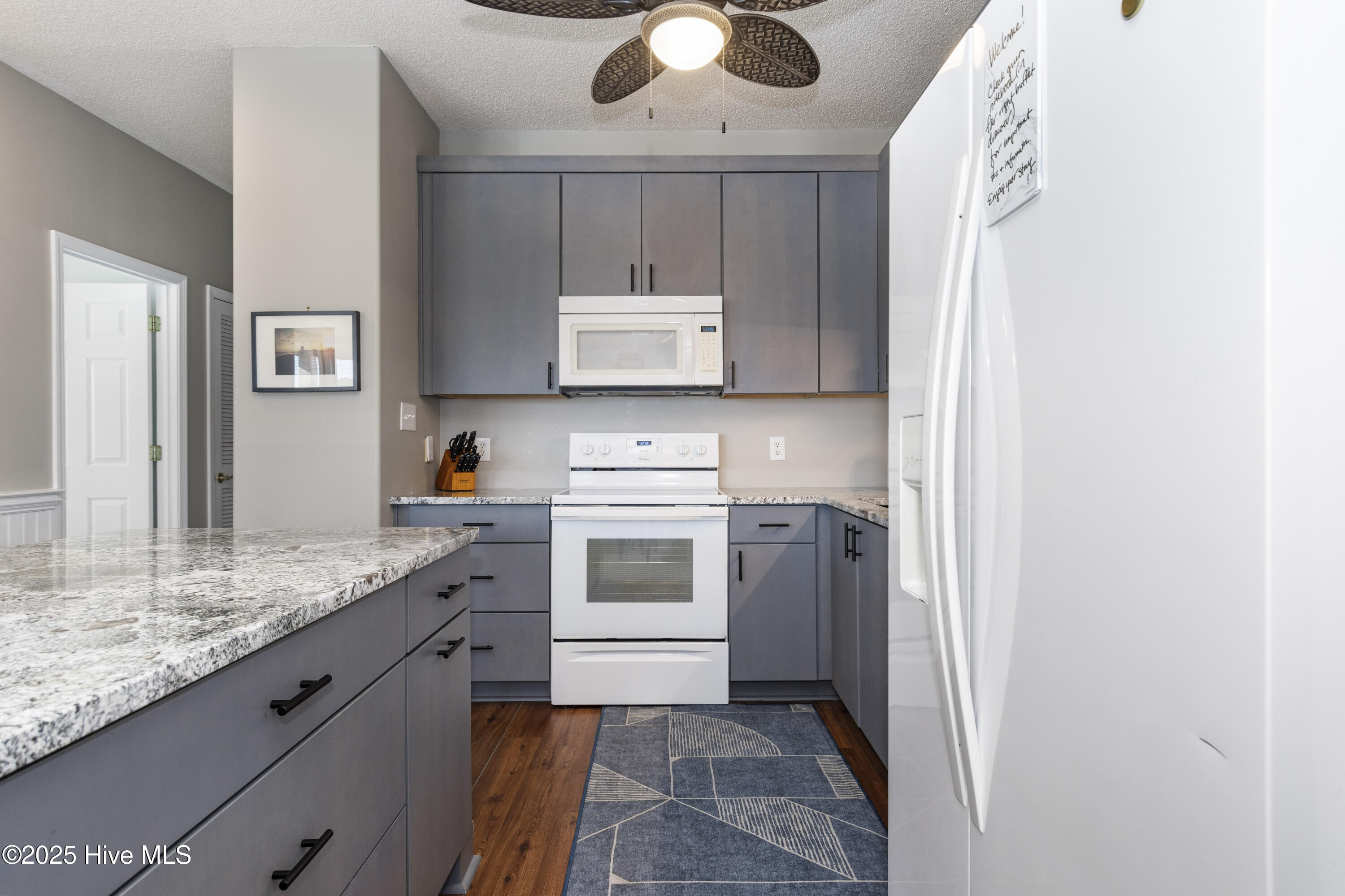 100530564 | Photo 12