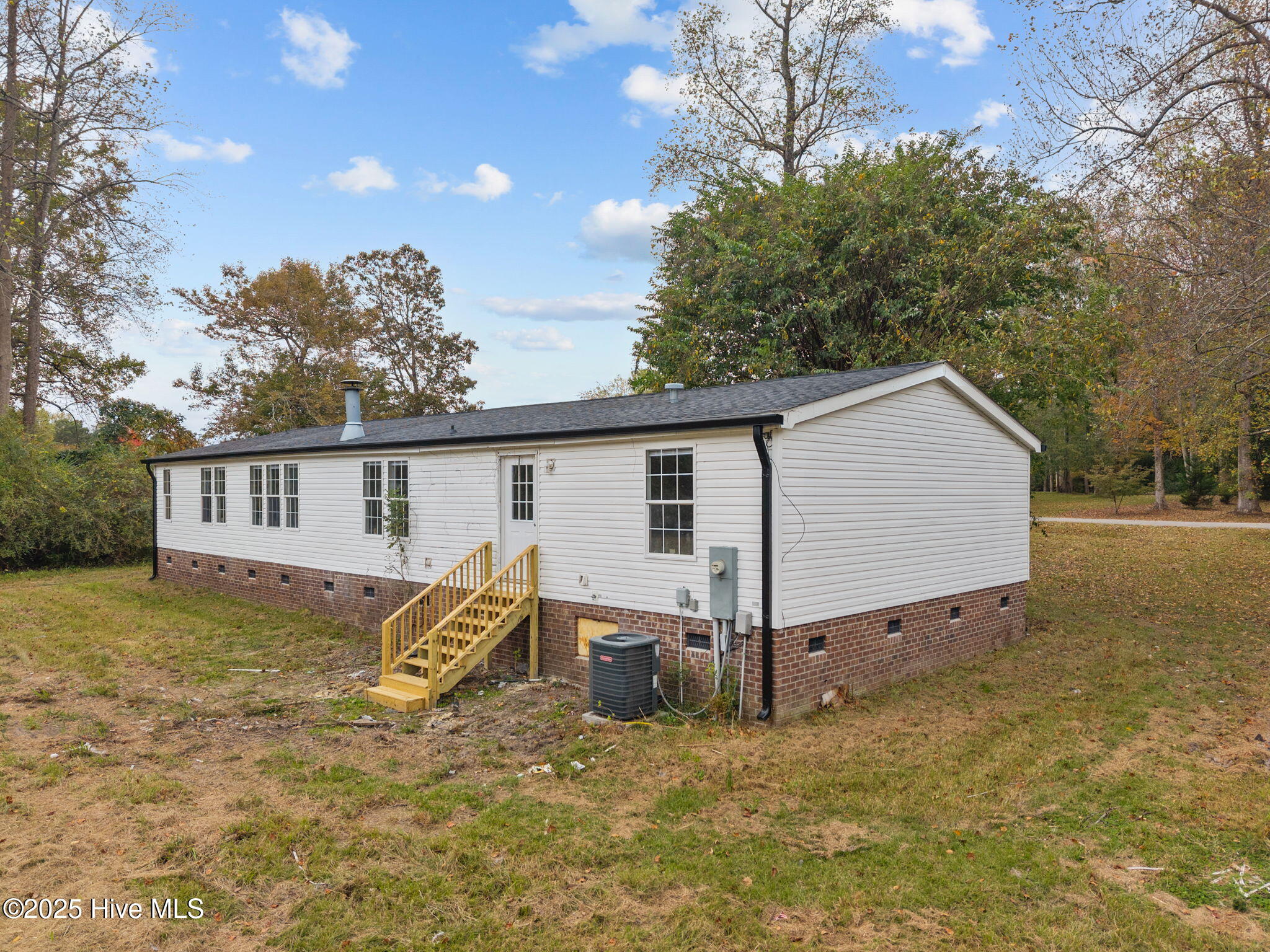 100538807 | Photo 34