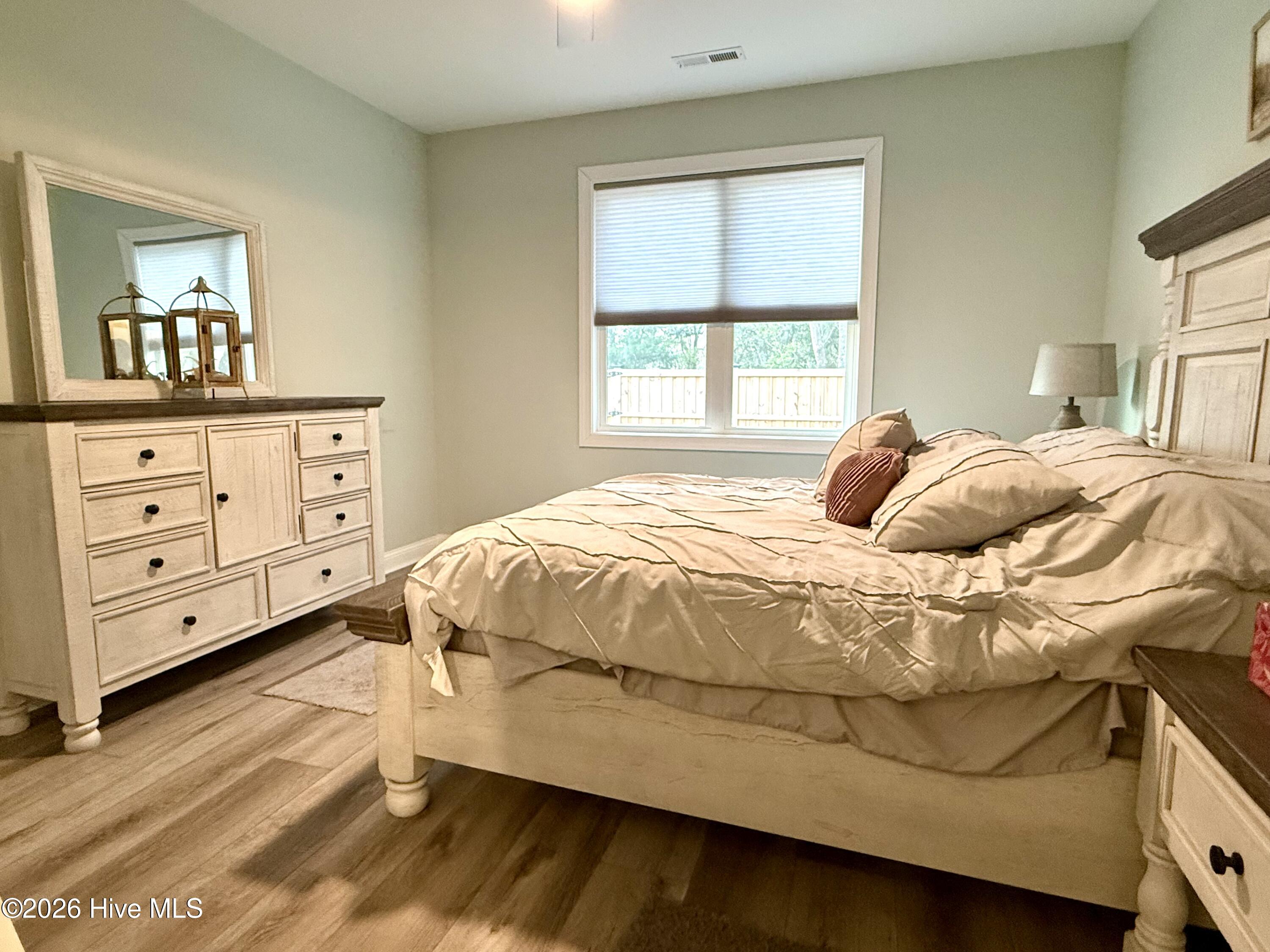 100 Evergreen Lane,Pine Knoll Shores