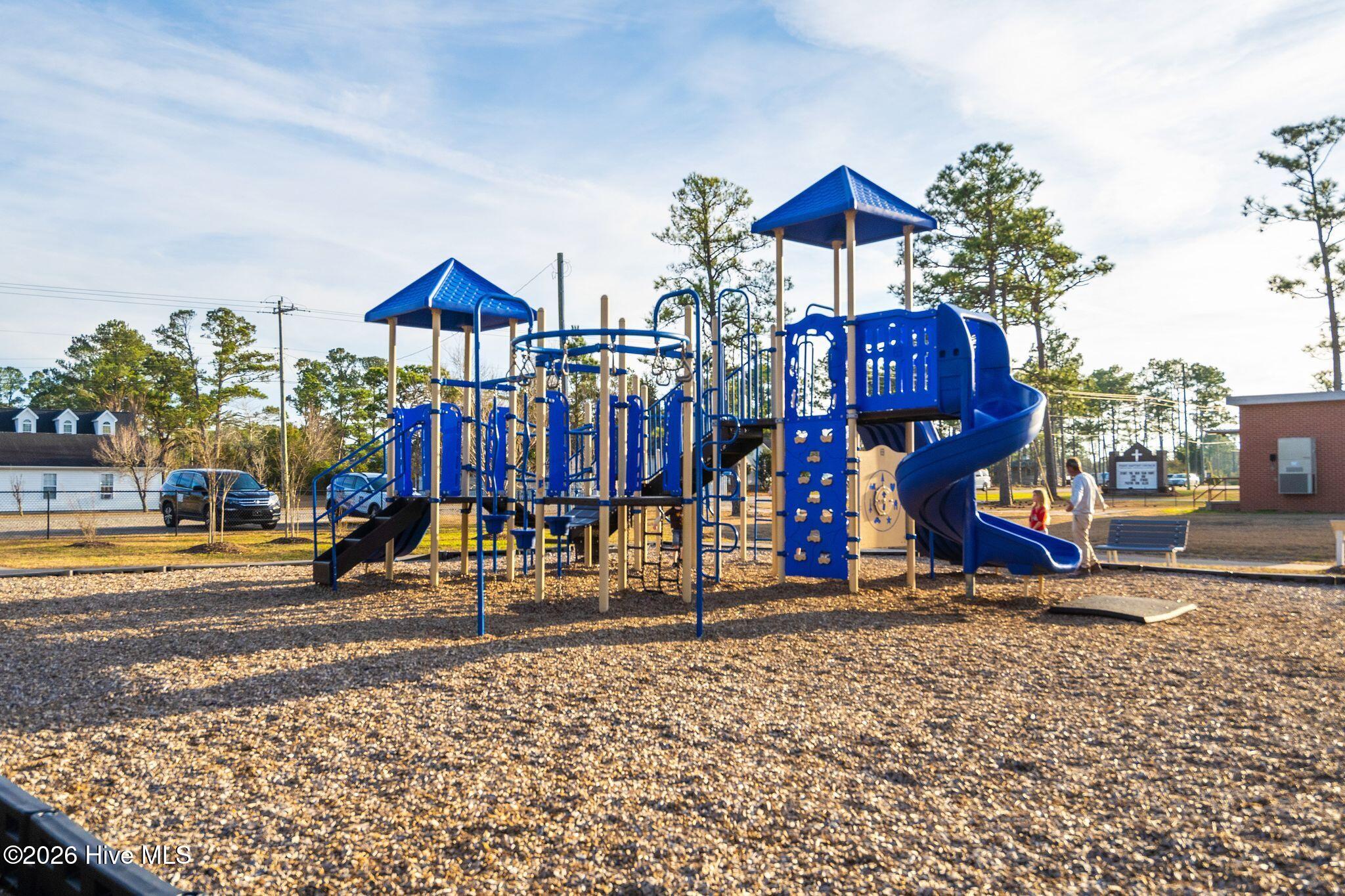 100557093 | Photo 102