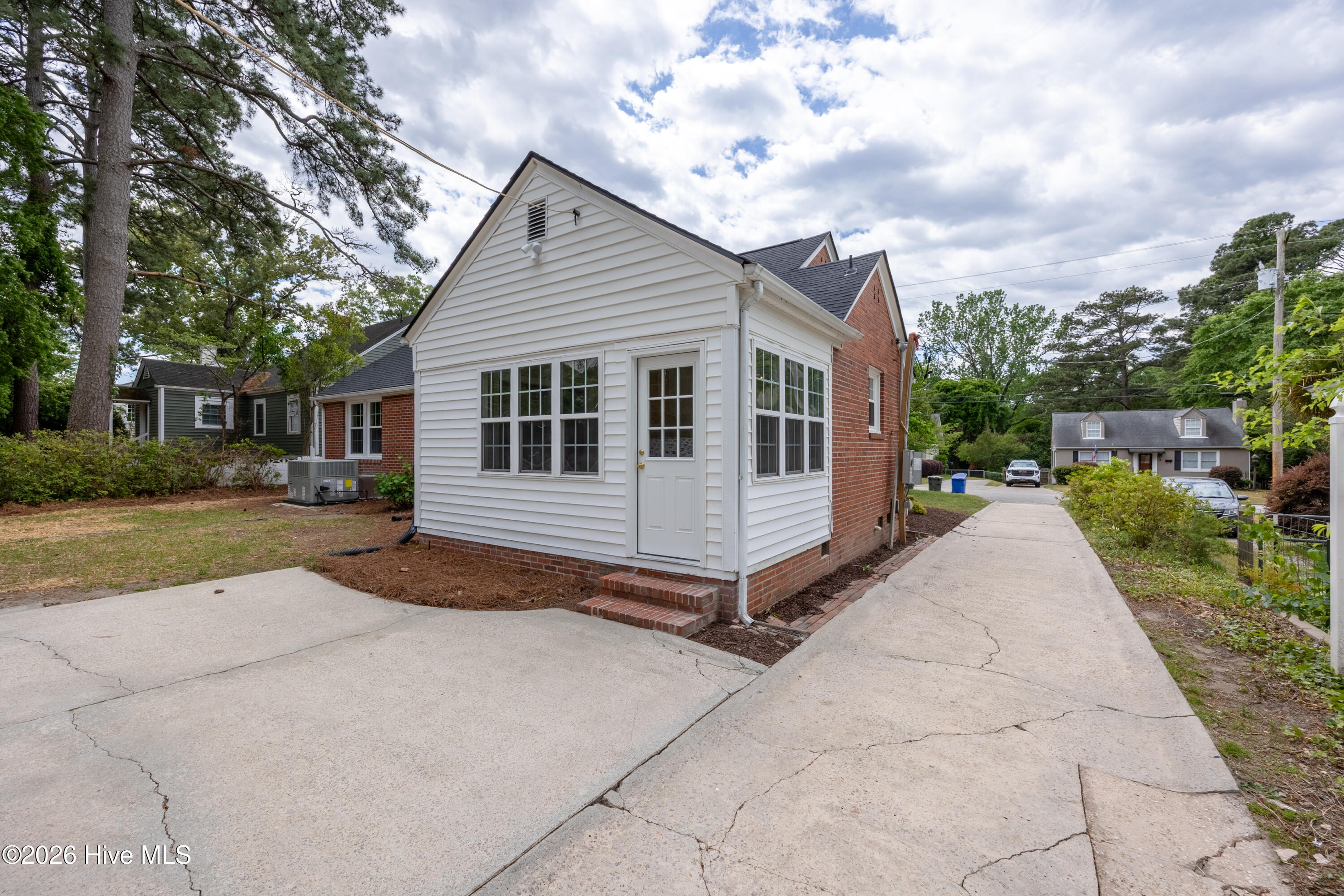 1520AndersonSt_48