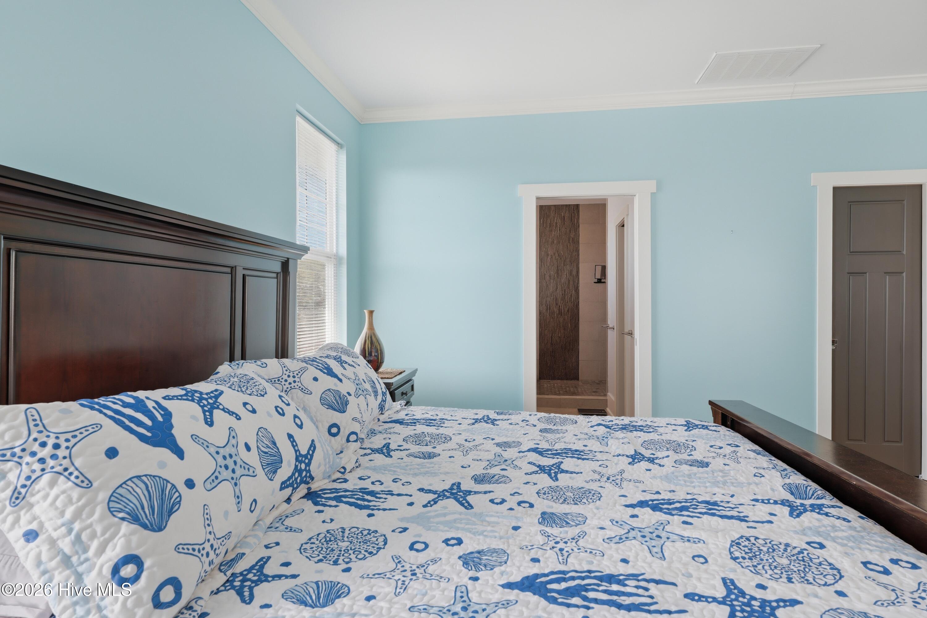 100564294 | Photo 49