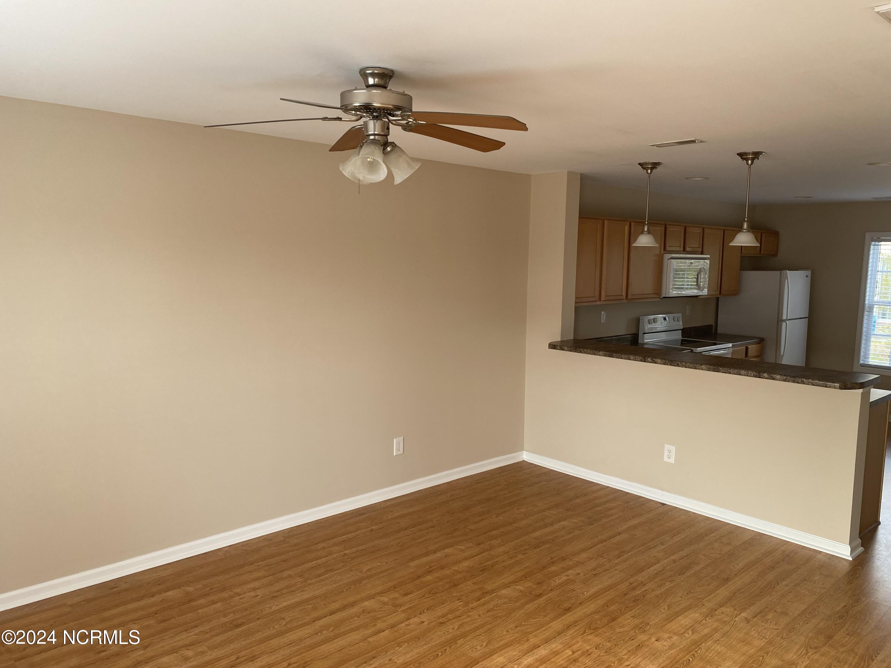 2202 Mayberry Loop Road 102,Morehead City