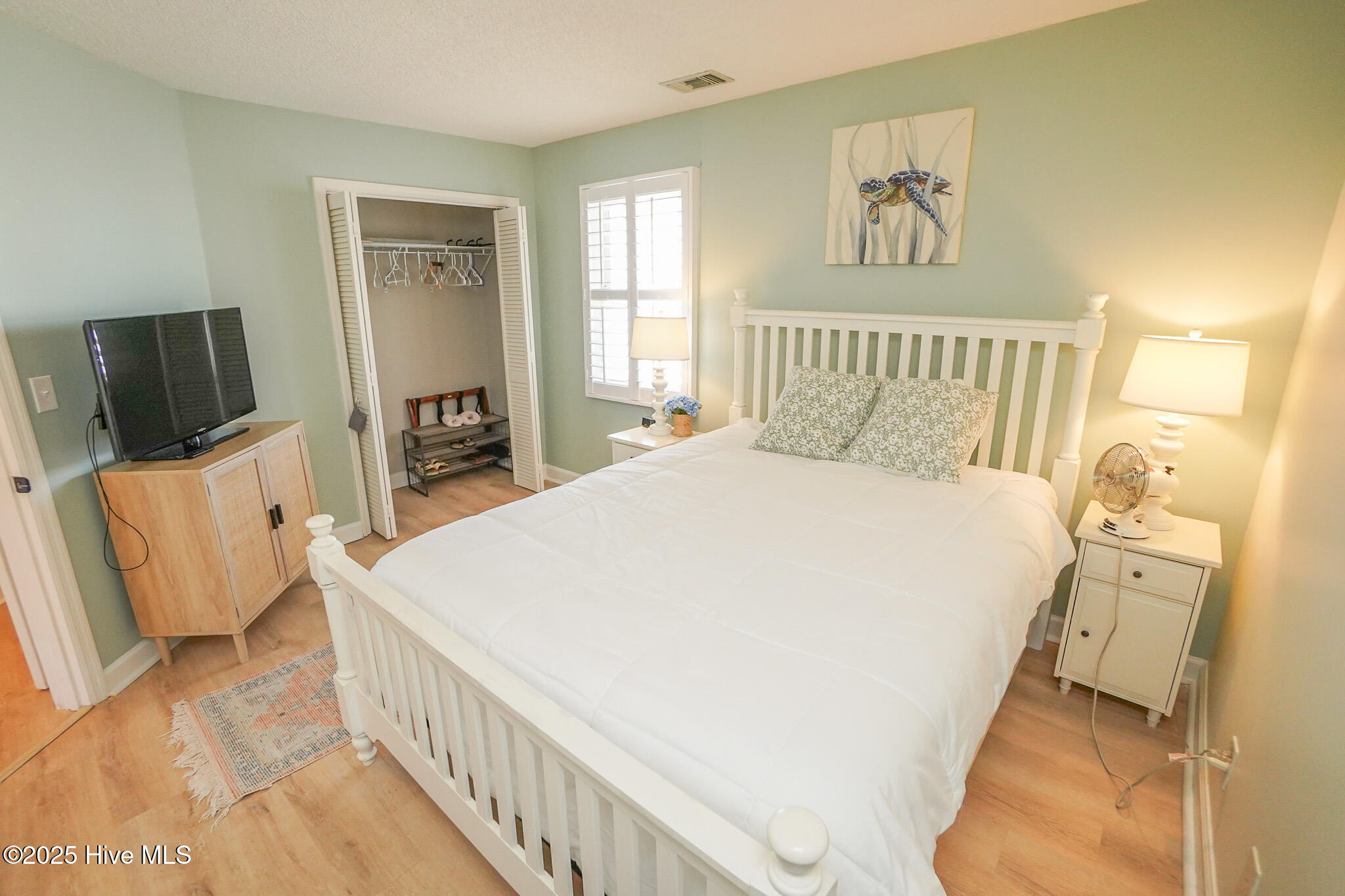 100535183 | Photo 21