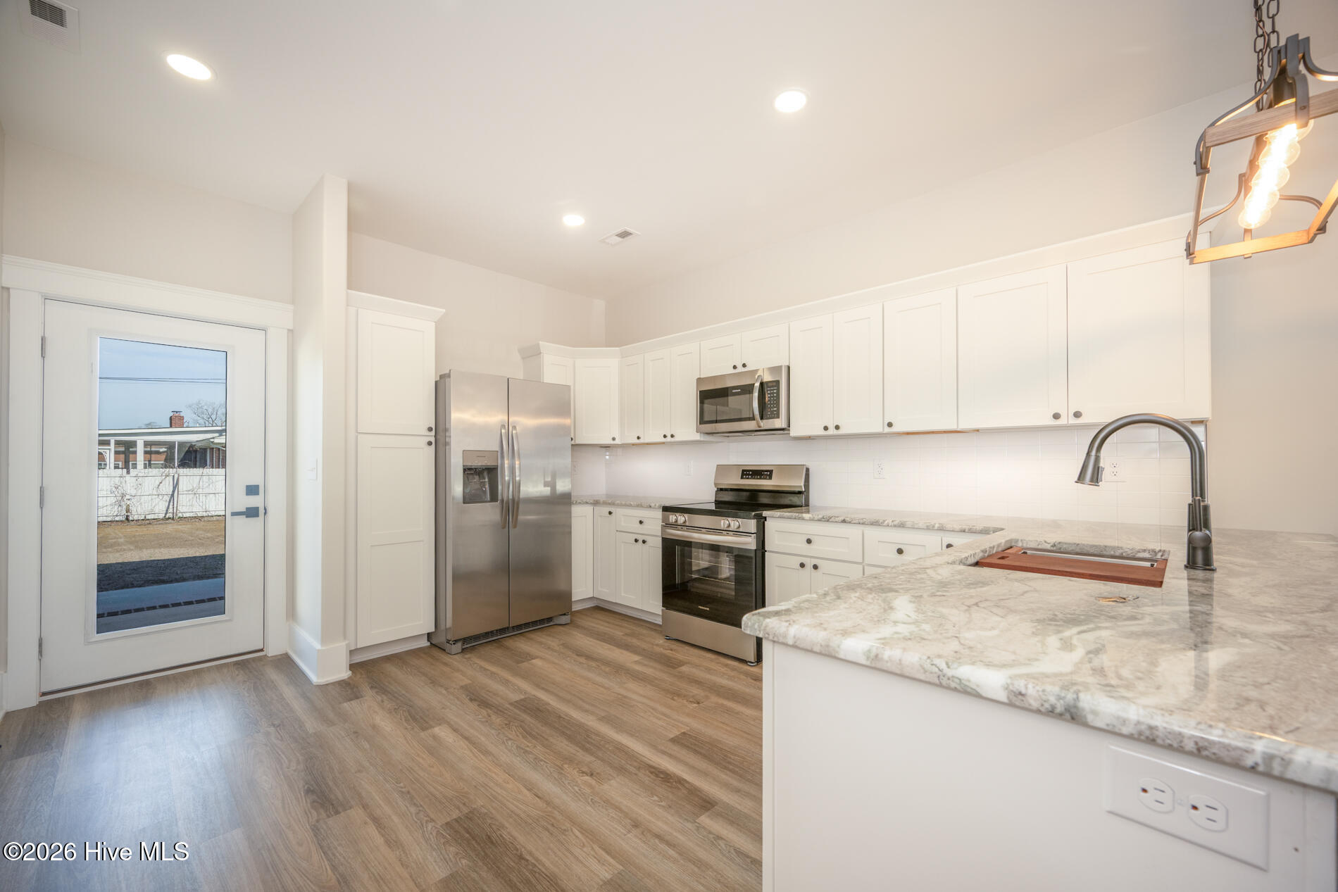 241 WoodLand Circle-15