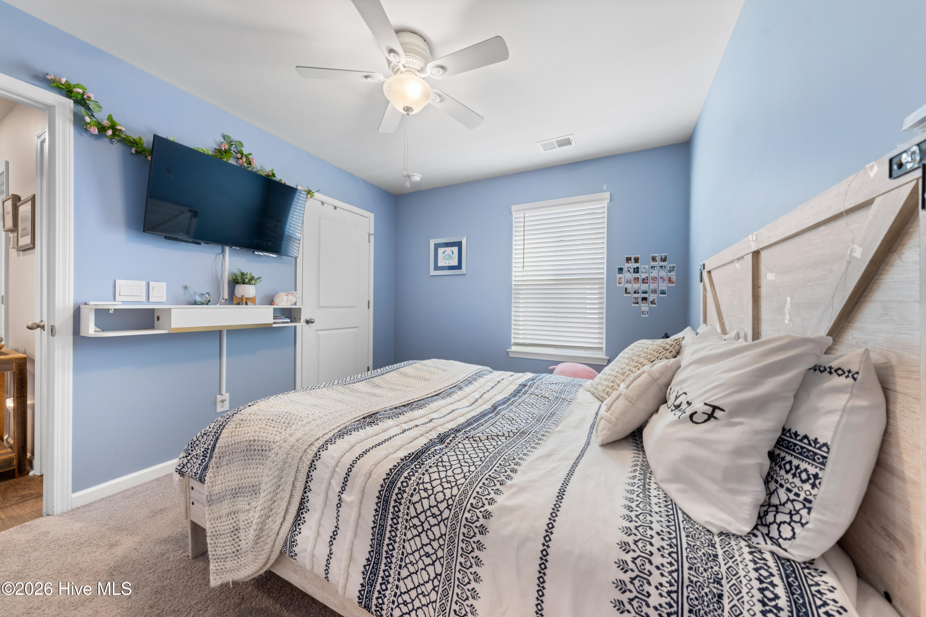 100550374 | Photo 28