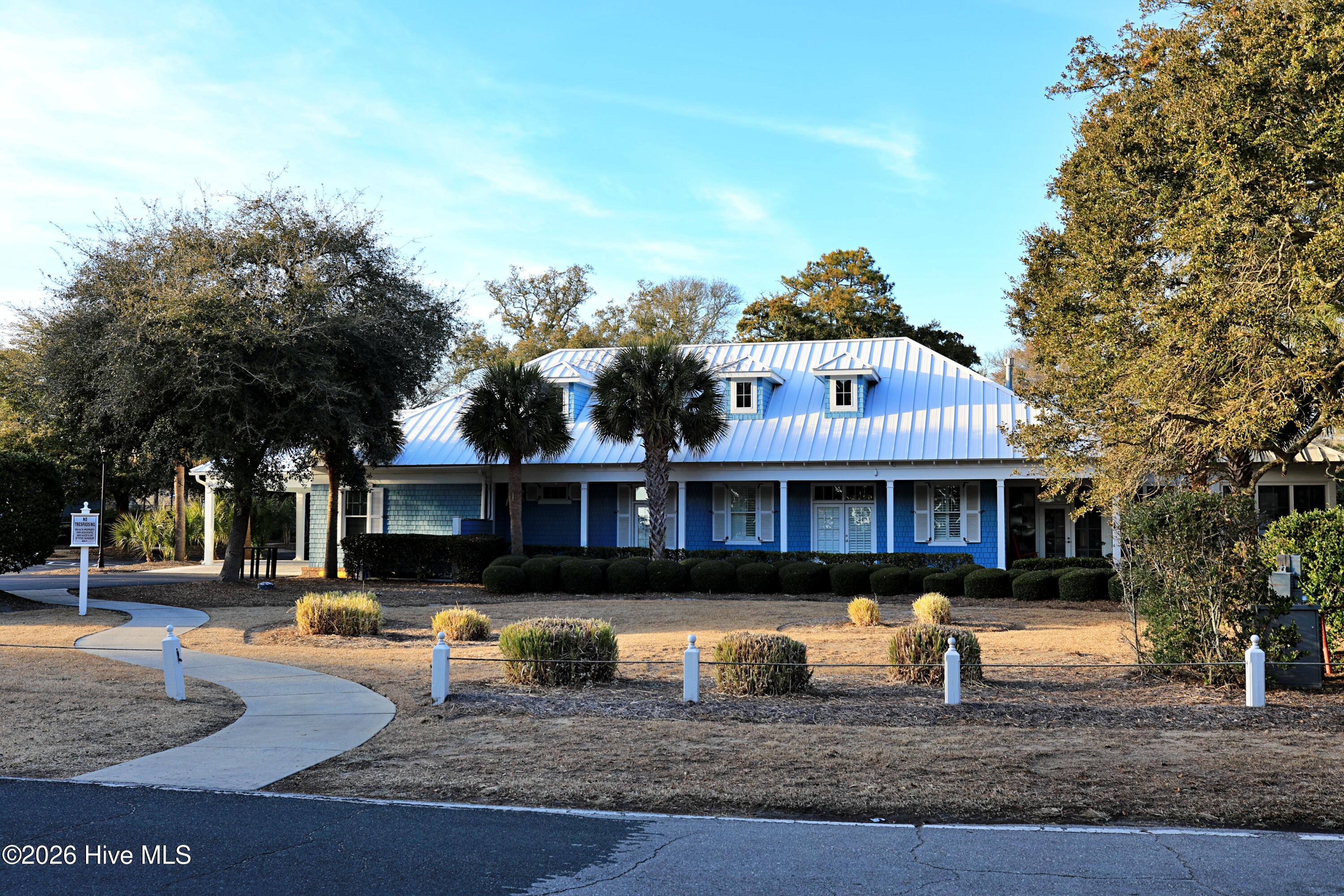 100554715 | Photo 11