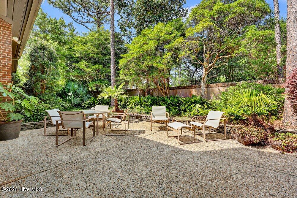 3703 Reston Court B, Wilmington, NC 28403 – photo 13: Landscaped Rear Courtyard