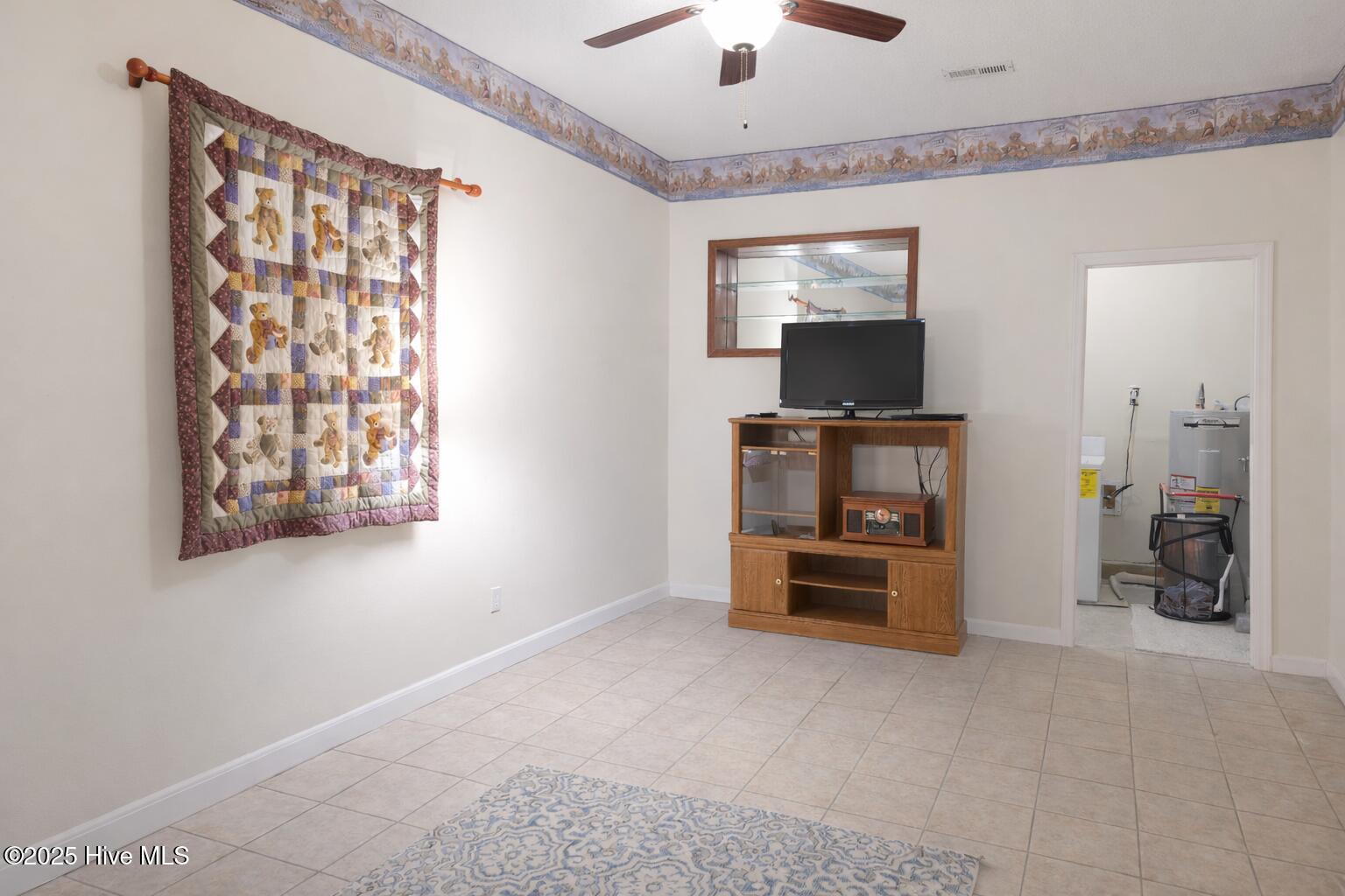 100542685 | Photo 19