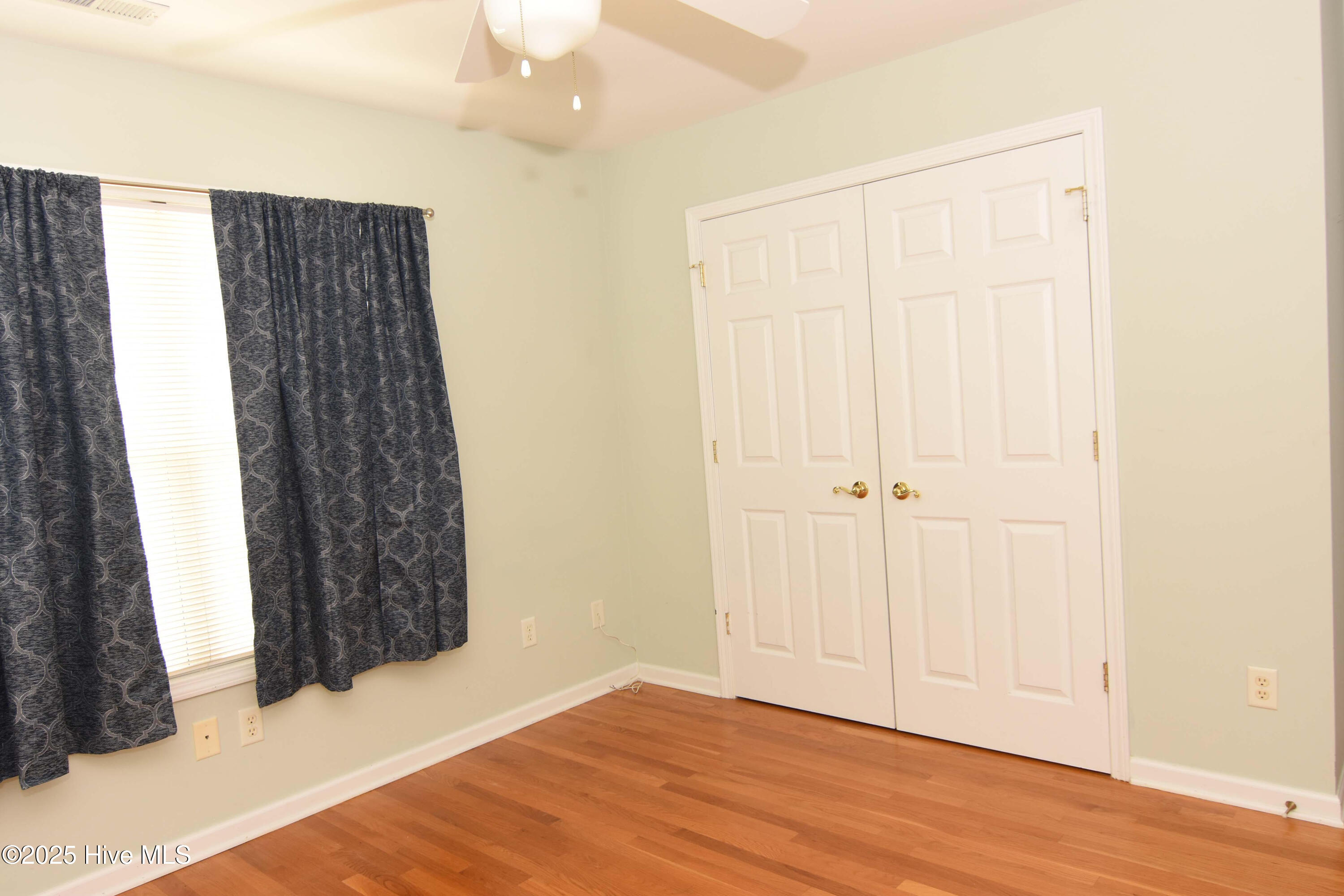 100521644 | Photo 14