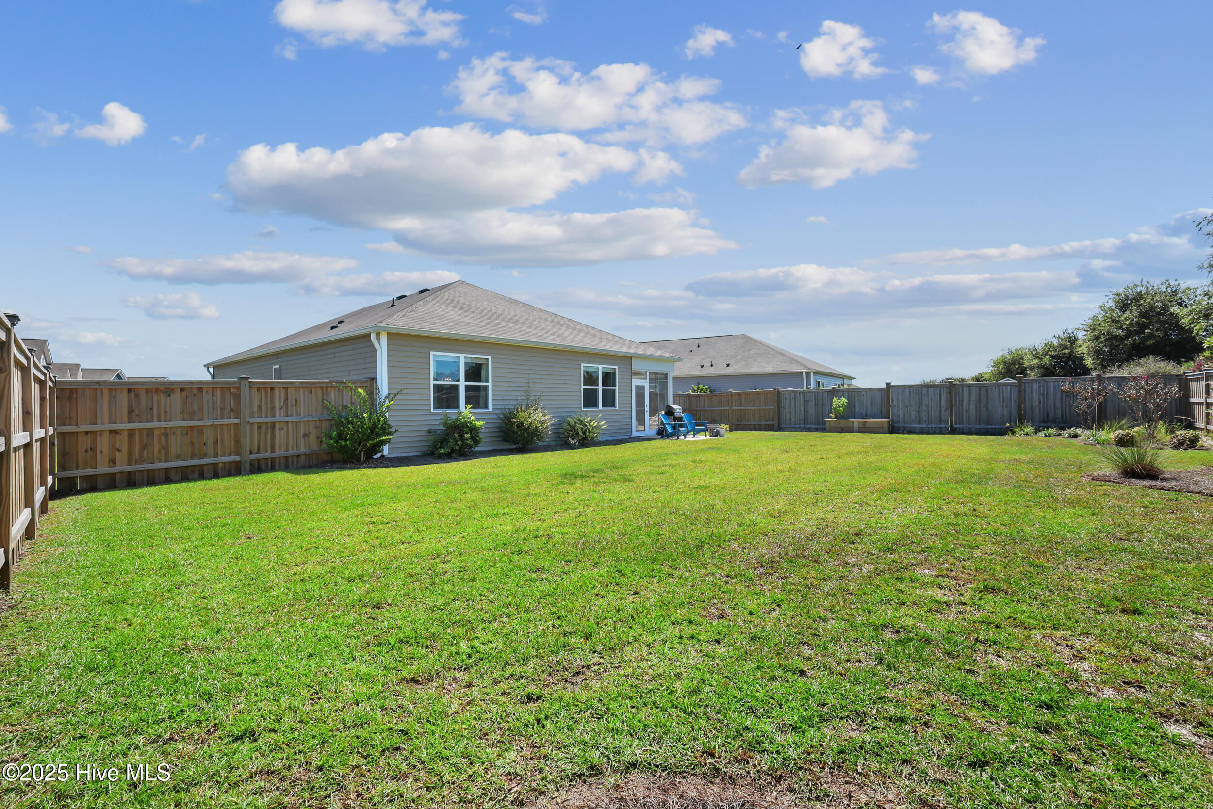 100529036 | Photo 21