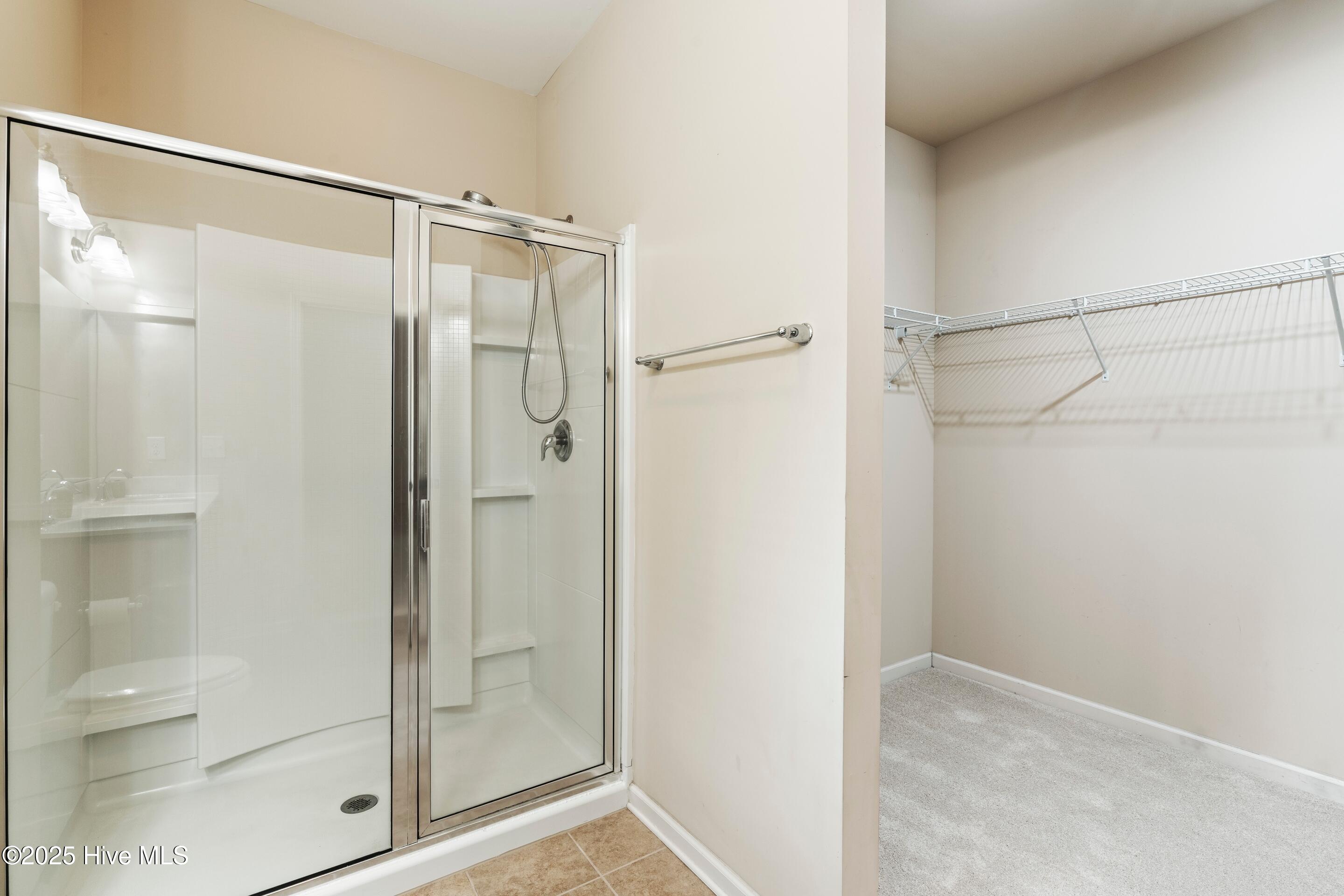 100522432 | Photo 42