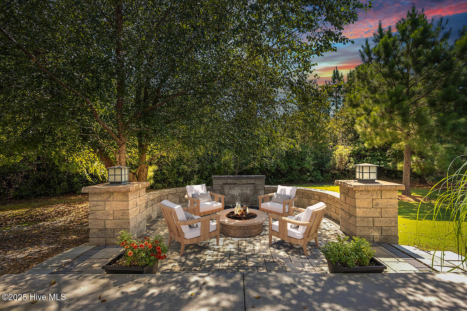 100529543 | Photo 42